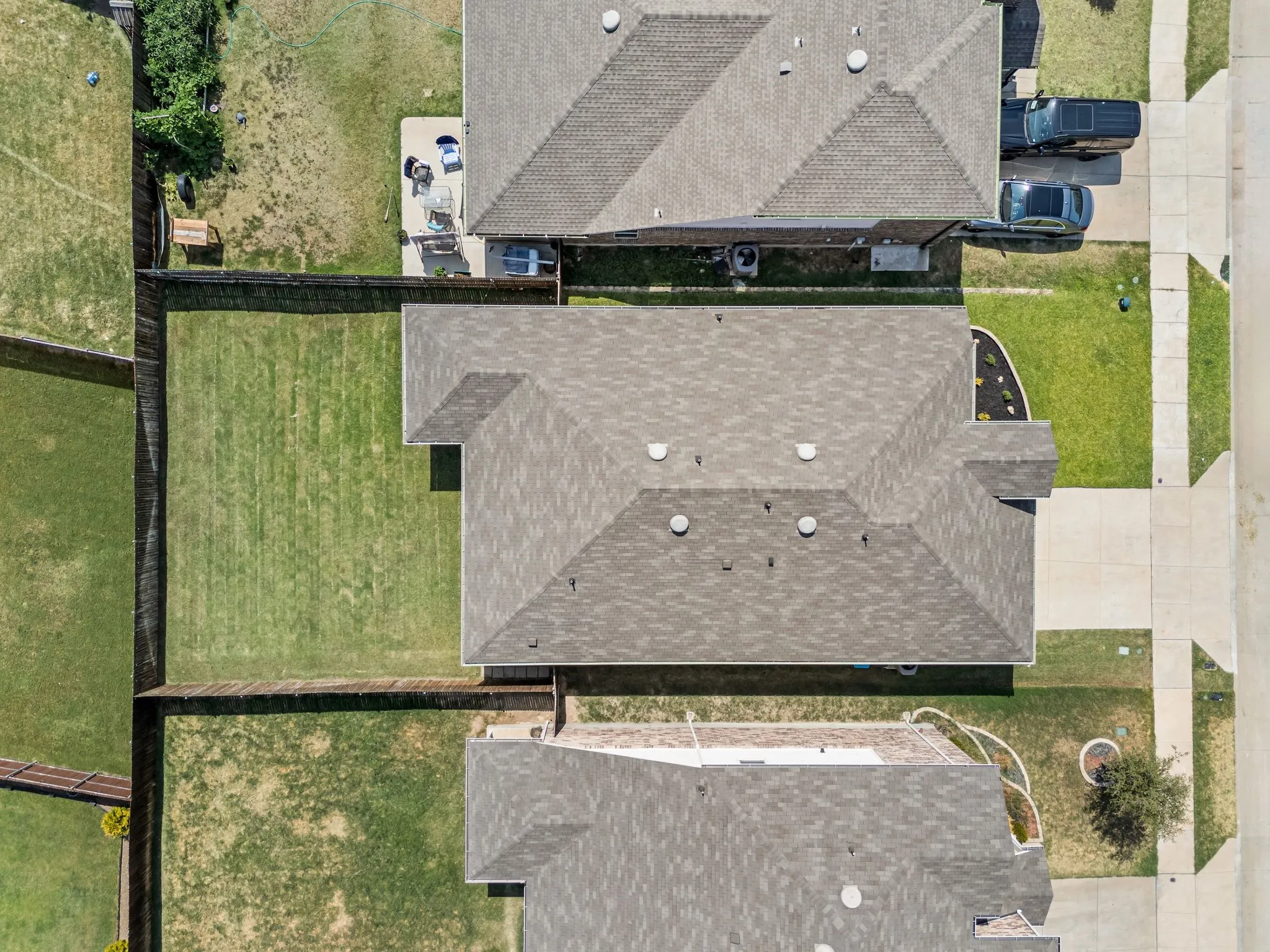 Single Family Residence For Sale in Tarrant County , 9112 Settlers Peak Road, Fort Worth, Texas 76179, 3 Bedroom, 2 Bathroom, 2 Garage spaces, 1,945 Sqft, built in 2020, mls#21352404, Real Estate Agent in Fort Worth, Homes For Sale in Tarrant county, Homes For Sale in Fort Worth, Realtor in Fort Worth Texas, Real Estate Brokerage Independent Realty Texas, Luminita Cordes Realtor