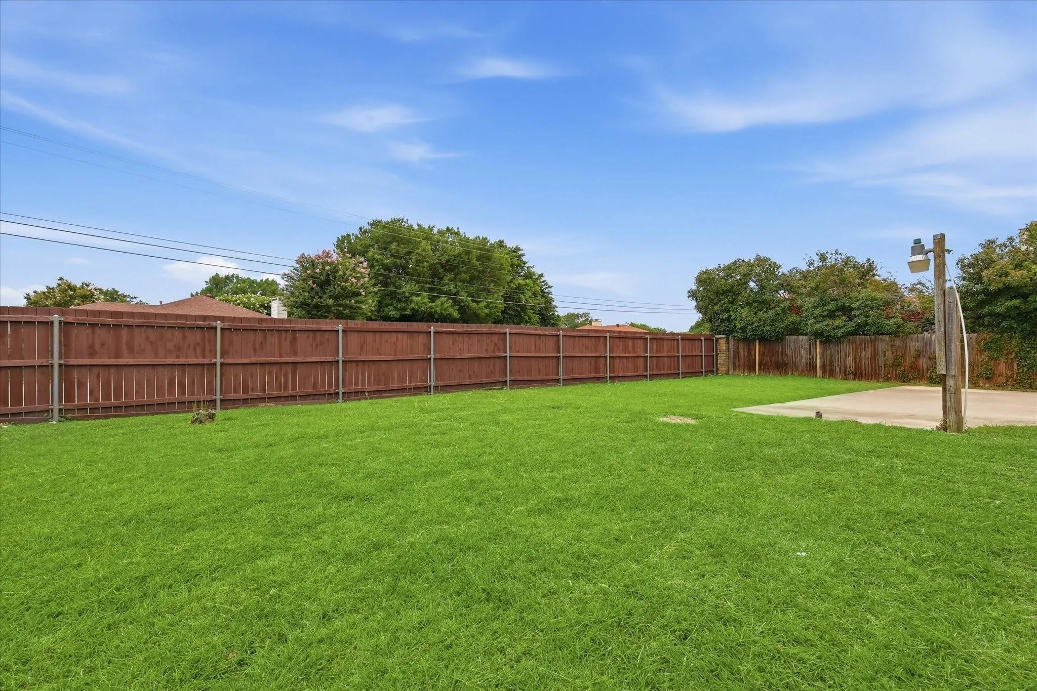 Single Family Residence For Sale in Dallas County , 2209 Everglade Court, Carrollton, Texas 75006, 4 Bedroom, 4 Bathroom, 2 Garage spaces, 2,950 Sqft, built in 1995, mls#21353820, Real Estate Agent in Carrollton, Homes For Sale in Dallas county, Homes For Sale in Carrollton, Realtor in Carrollton Texas, Real Estate Brokerage Independent Realty Texas, Luminita Cordes Realtor