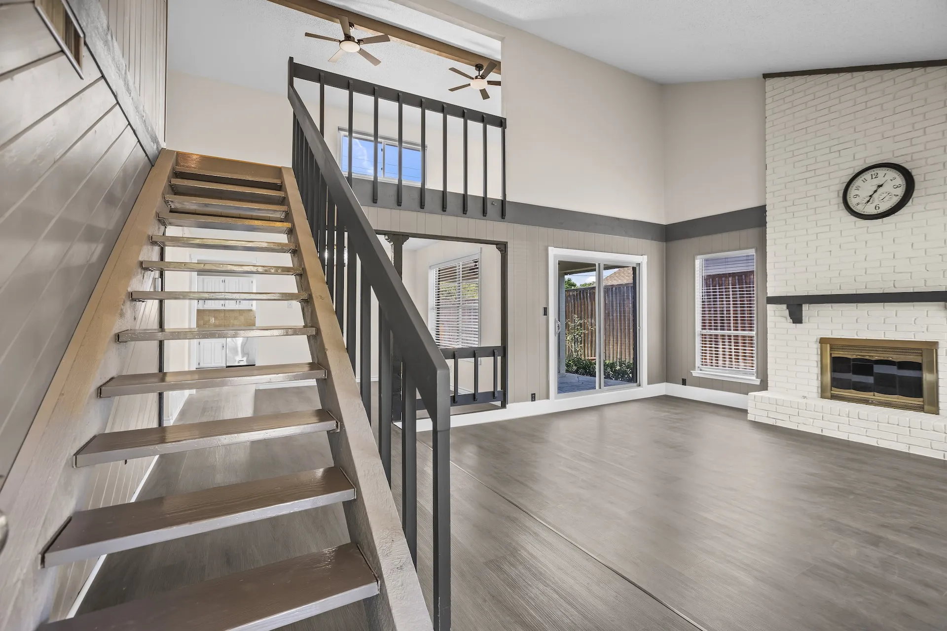 Single Family Residence For Sale in Dallas County , 3837 Shadycreek Drive, Garland, Texas 75042, 4 Bedroom, 3 Bathroom, 2 Garage spaces, 2,388 Sqft, built in 1977, mls#21353653, Real Estate Agent in Garland, Homes For Sale in Dallas county, Homes For Sale in Garland, Realtor in Garland Texas, Real Estate Brokerage Independent Realty Texas, Luminita Cordes Realtor