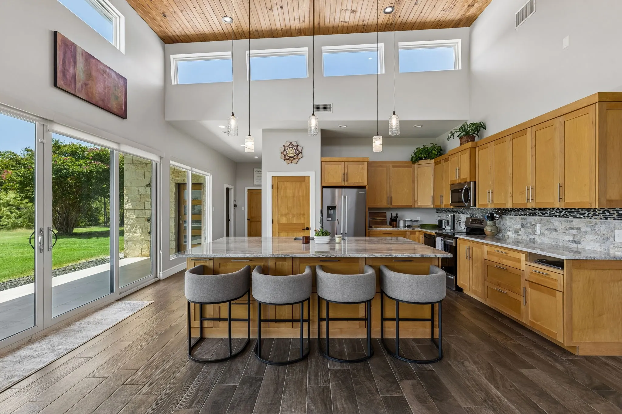 Single Family Residence For Sale in Tarrant County , 2216 Virginia Lane, Haslet, Texas 76052, 6 Bedroom, 5 Bathroom, 7 Garage spaces, 5,761 Sqft, built in 2019, mls#21348948, Real Estate Agent in Haslet, Homes For Sale in Tarrant county, Homes For Sale in Haslet, Realtor in Haslet Texas, Real Estate Brokerage Independent Realty Texas, Luminita Cordes Realtor