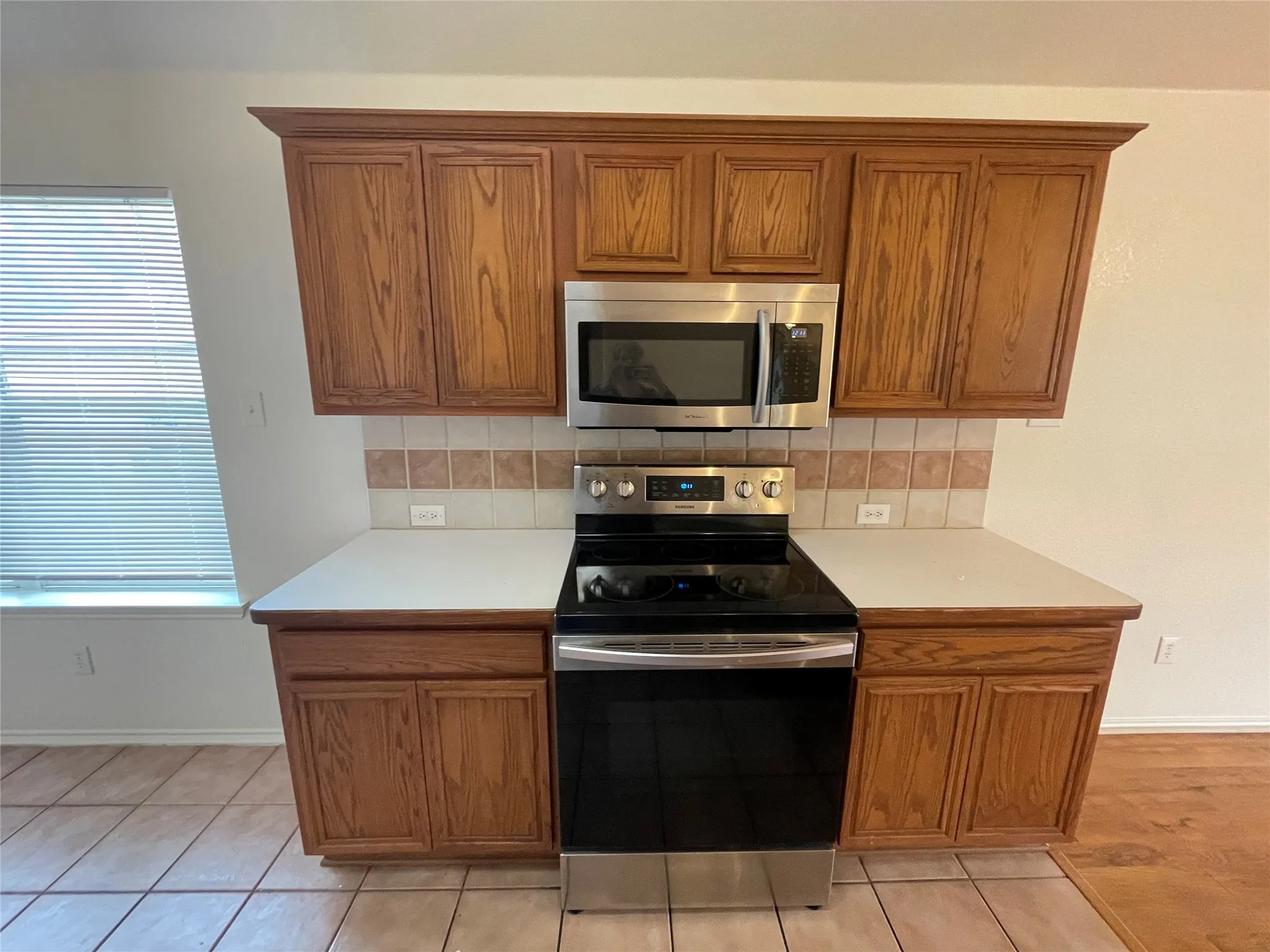 Single Family Residence For Rent in Tarrant County , 1428 Wind Dancer Trail, Fort Worth, Texas 76131, 4 Bedroom, 2 Bathroom, 2 Garage spaces, 2,104 Sqft, built in 2004, mls#21353831, Real Estate Agent in Fort Worth, Homes For Rent in Tarrant county, Homes For Rent in Fort Worth, Realtor in Fort Worth Texas, Real Estate Brokerage Independent Realty Texas, Luminita Cordes Realtor