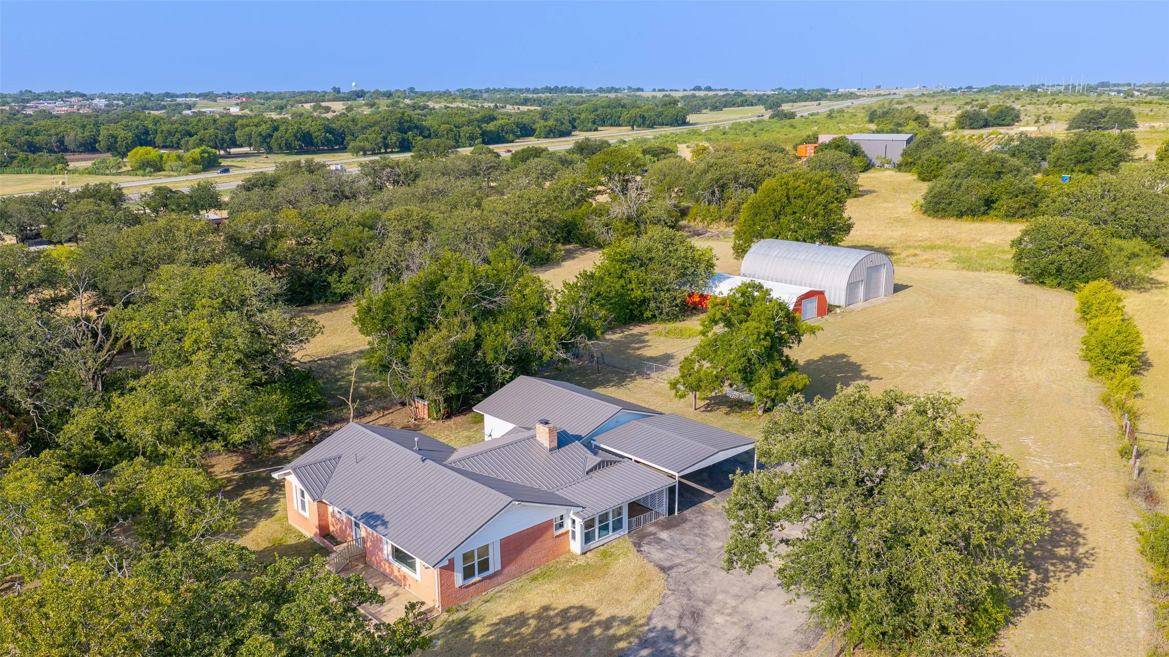 Farm For Sale in Erath County , 16094 County Road 351, Dublin, Texas 76446, 2 Bedroom, 2 Bathroom, 2 Garage spaces, 2,837 Sqft, built in 1949, mls#21353737, Real Estate Agent in Dublin, Homes For Sale in Erath county, Homes For Sale in Dublin, Realtor in Dublin Texas, Real Estate Brokerage Independent Realty Texas, Luminita Cordes Realtor