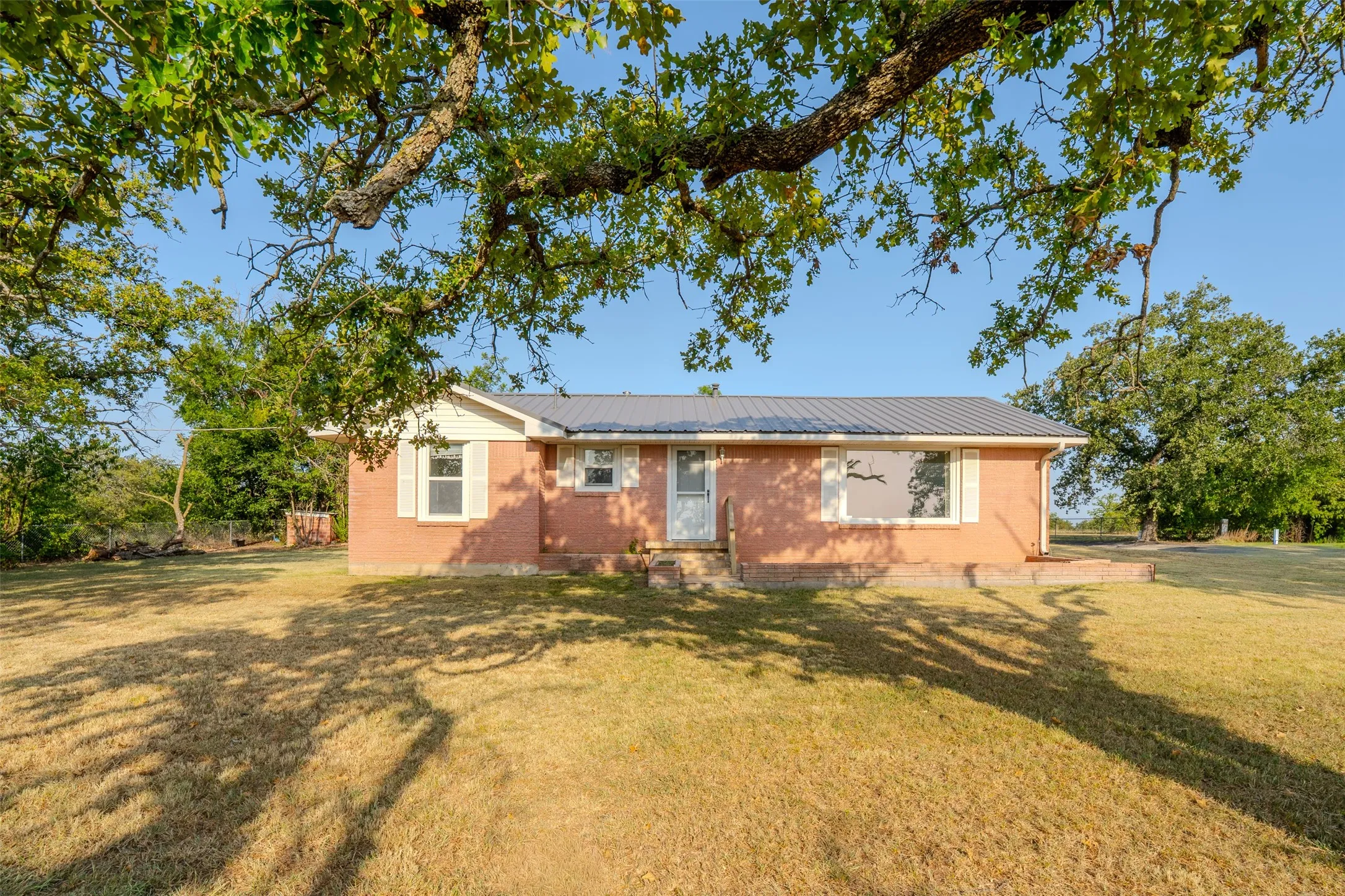 Farm For Sale in Erath County , 16094 County Road 351, Dublin, Texas 76446, 2 Bedroom, 2 Bathroom, 2 Garage spaces, 2,837 Sqft, built in 1949, mls#21353737, Real Estate Agent in Dublin, Homes For Sale in Erath county, Homes For Sale in Dublin, Realtor in Dublin Texas, Real Estate Brokerage Independent Realty Texas, Luminita Cordes Realtor