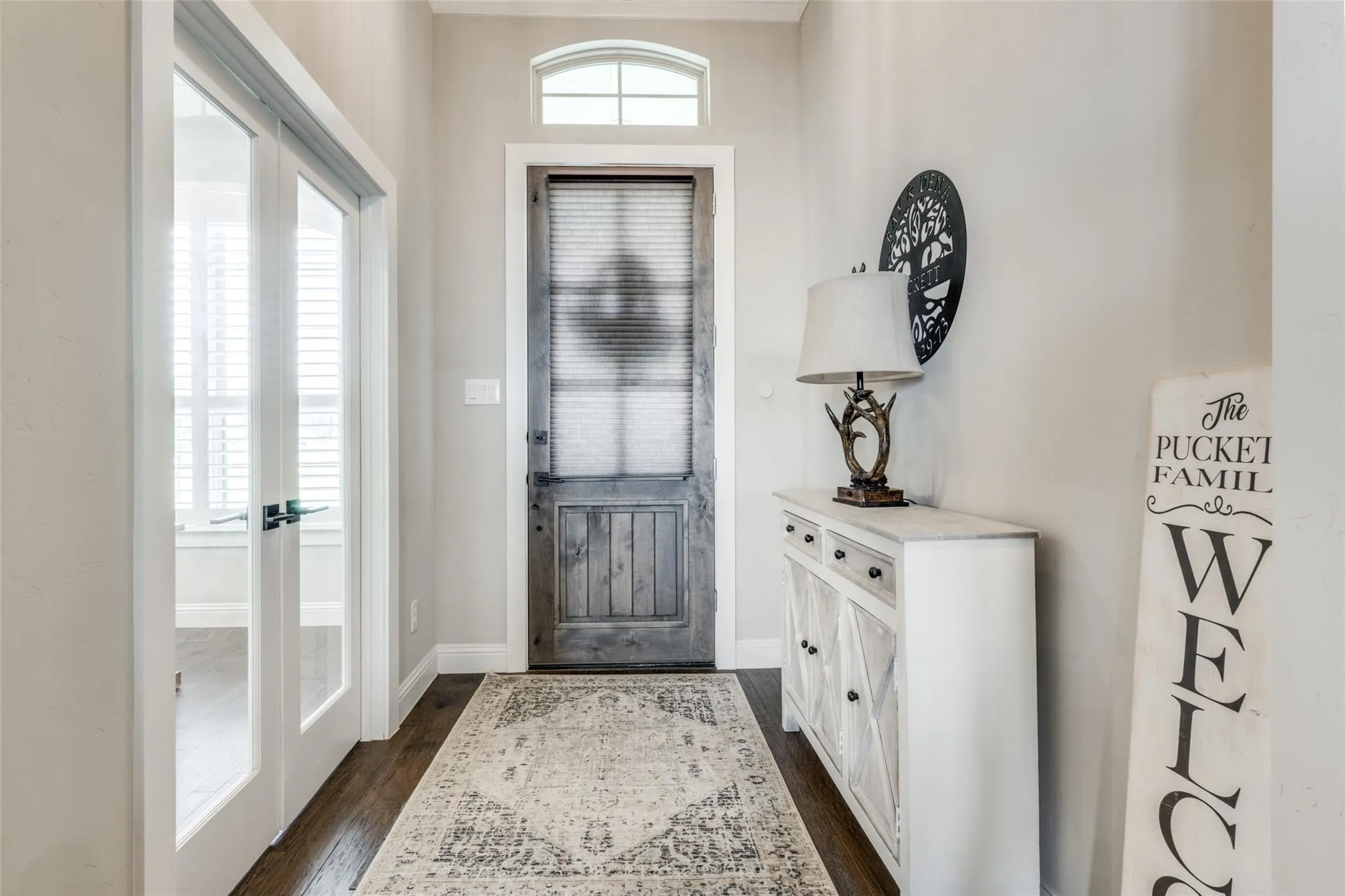 Single Family Residence For Sale in Denton County , 7018 New Castle Lane, Sanger, Texas 76266, 3 Bedroom, 3 Bathroom, 3 Garage spaces, 2,765 Sqft, built in 2020, mls#21350836, Real Estate Agent in Sanger, Homes For Sale in Denton county, Homes For Sale in Sanger, Realtor in Sanger Texas, Real Estate Brokerage Independent Realty Texas, Luminita Cordes Realtor
