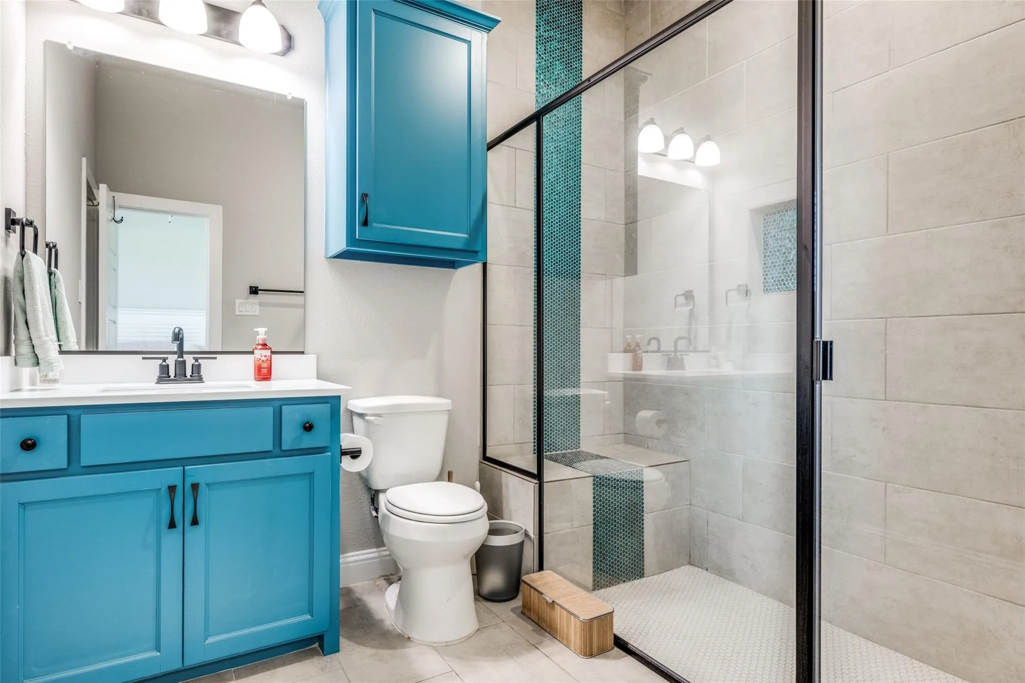 Single Family Residence For Sale in Denton County , 7018 New Castle Lane, Sanger, Texas 76266, 3 Bedroom, 3 Bathroom, 3 Garage spaces, 2,765 Sqft, built in 2020, mls#21350836, Real Estate Agent in Sanger, Homes For Sale in Denton county, Homes For Sale in Sanger, Realtor in Sanger Texas, Real Estate Brokerage Independent Realty Texas, Luminita Cordes Realtor