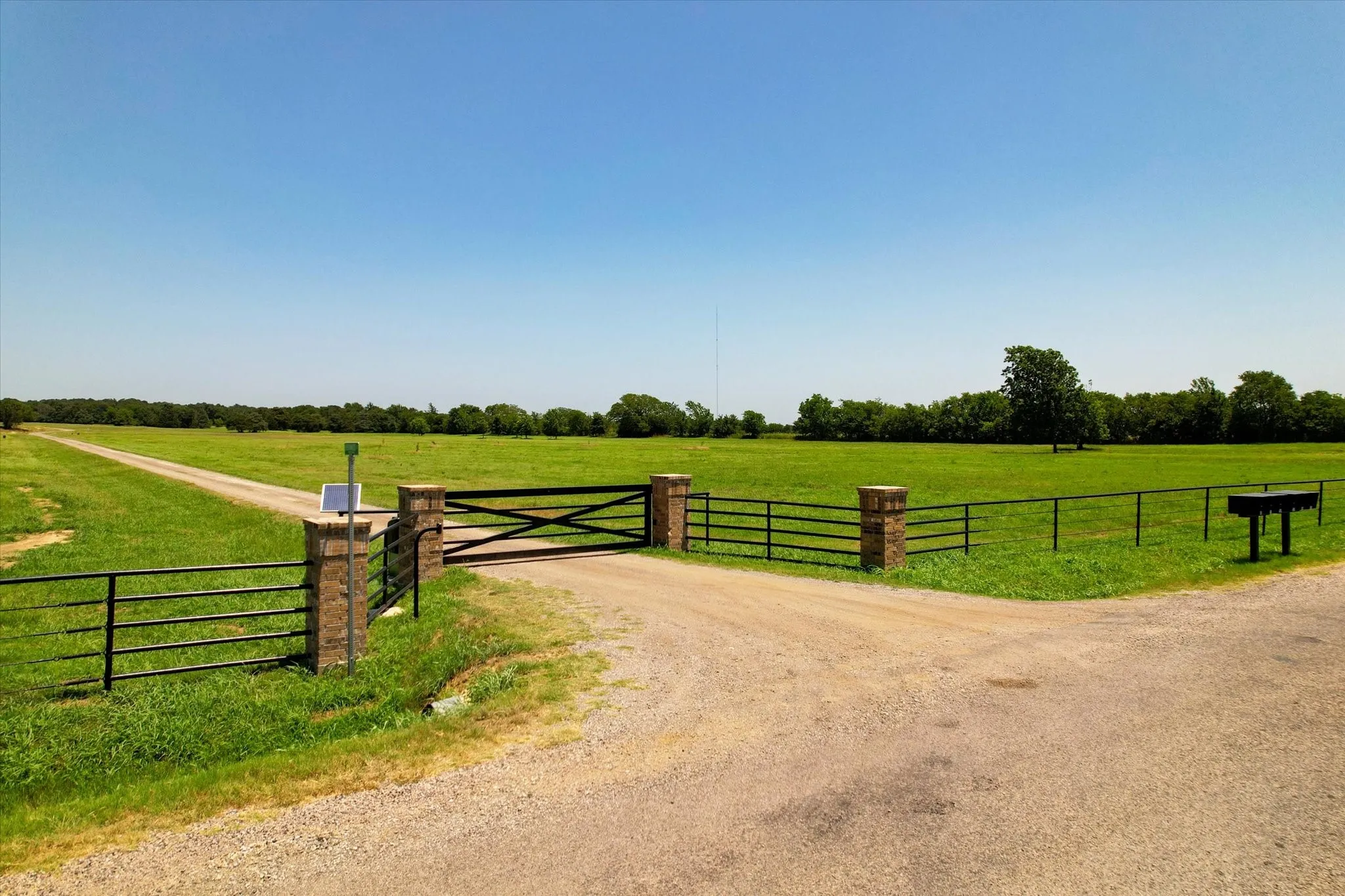 Unimproved Land For Sale in Cooke County , 60 Ribbonwood Trail, Collinsville, Texas 76233, 0, 0, Garage spaces, 0 Sqft, built in 0, Price $510,000, mls#21351993, Real Estate Agent in Collinsville, Homes For Sale in Cooke county, Homes For Sale in Collinsville, Realtor in Collinsville Texas, Real Estate Brokerage Independent Realty Texas, Luminita Cordes Realtor