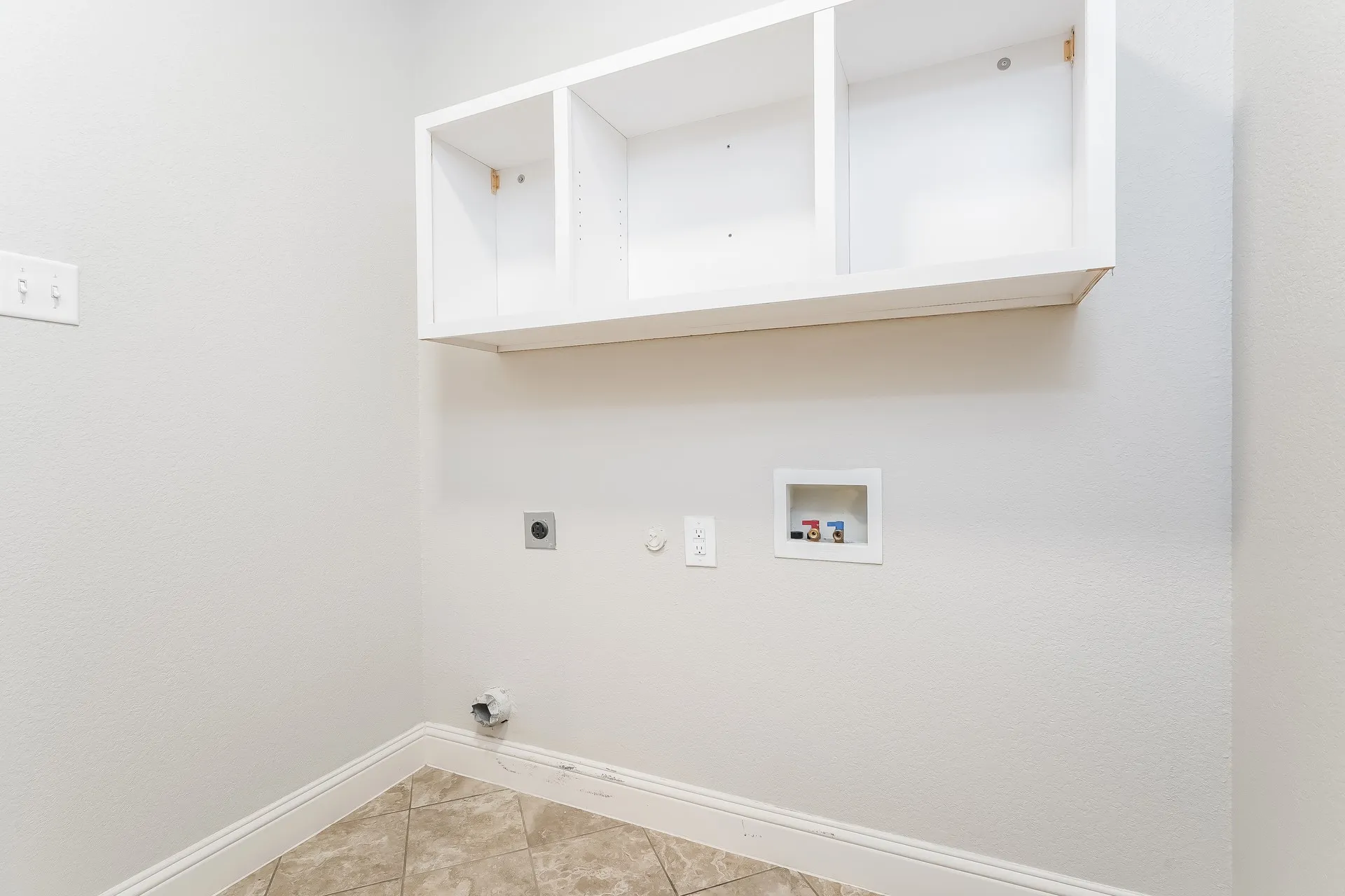Single Family Residence For Sale in Parker County , 1408 Lexington Street, Weatherford, Texas 76086, 3 Bedroom, 2 Bathroom, 2 Garage spaces, 1,837 Sqft, built in 2018, mls#21340847, Real Estate Agent in Weatherford, Homes For Sale in Parker county, Homes For Sale in Weatherford, Realtor in Weatherford Texas, Real Estate Brokerage Independent Realty Texas, Luminita Cordes Realtor