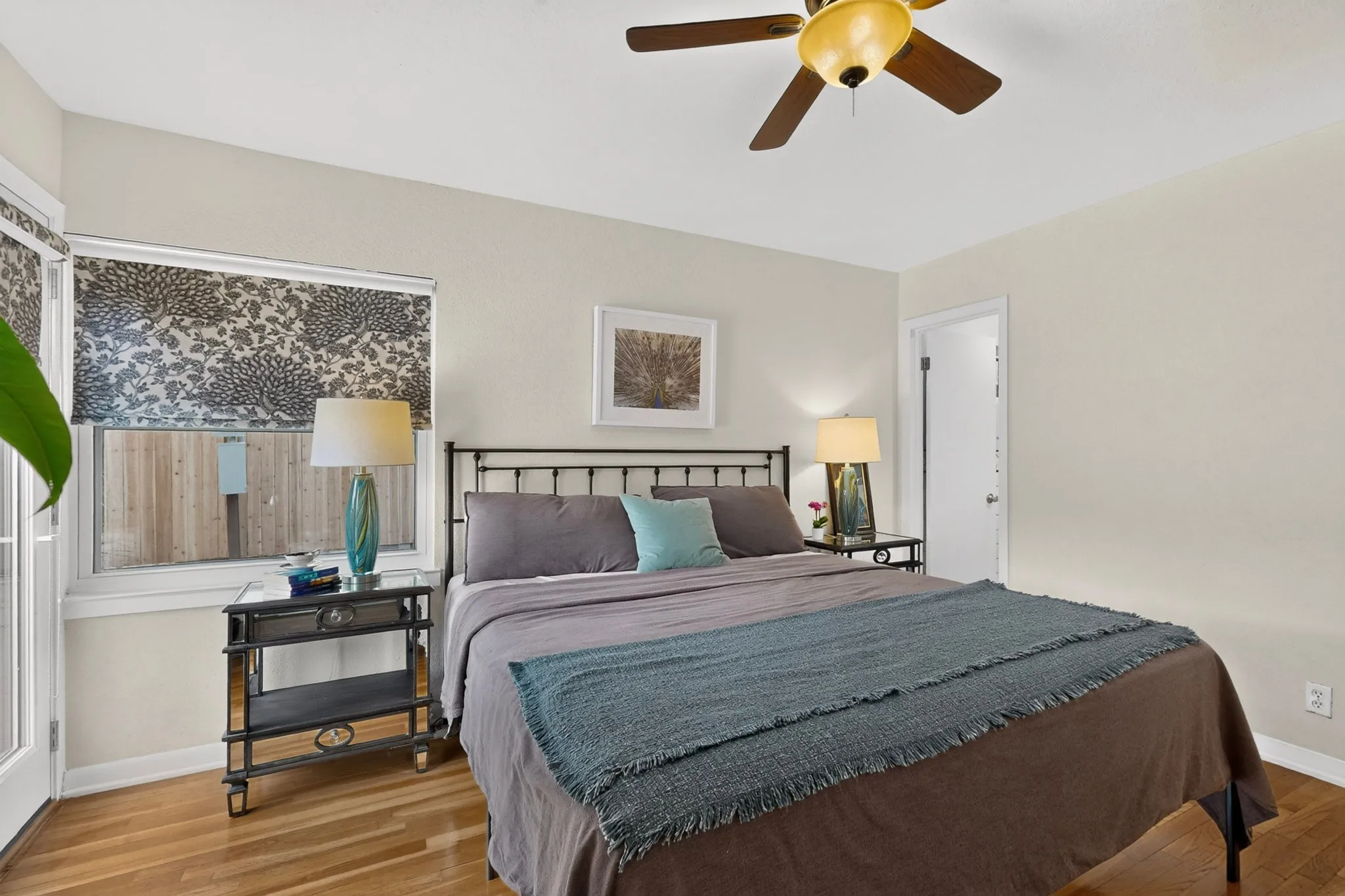Single Family Residence For Sale in Dallas County , 6718 Santa Anita Drive, Dallas, Texas 75214, 3 Bedroom, 2 Bathroom, Garage spaces, 1,366 Sqft, built in 1954, mls#21353672, Real Estate Agent in Dallas, Homes For Sale in Dallas county, Homes For Sale in Dallas, Realtor in Dallas Texas, Real Estate Brokerage Independent Realty Texas, Luminita Cordes Realtor