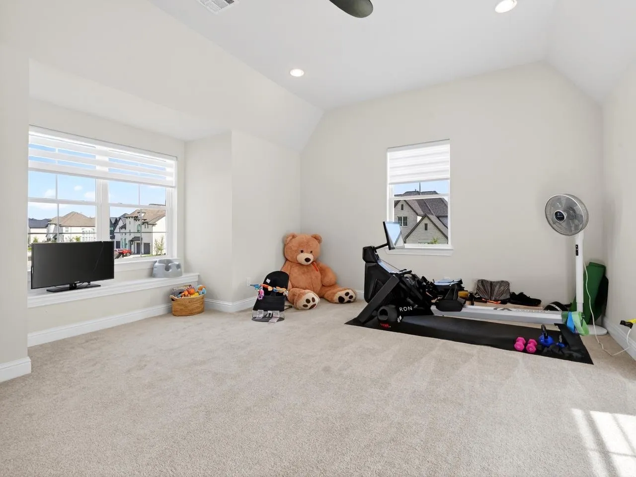 Single Family Residence For Sale in Denton County , 3040 Sunfish Street, Prosper, Texas 75078, 4 Bedroom, 4 Bathroom, 3 Garage spaces, 3,674 Sqft, built in 2022, mls#21353296, Real Estate Agent in Prosper, Homes For Sale in Denton county, Homes For Sale in Prosper, Realtor in Prosper Texas, Real Estate Brokerage Independent Realty Texas, Luminita Cordes Realtor