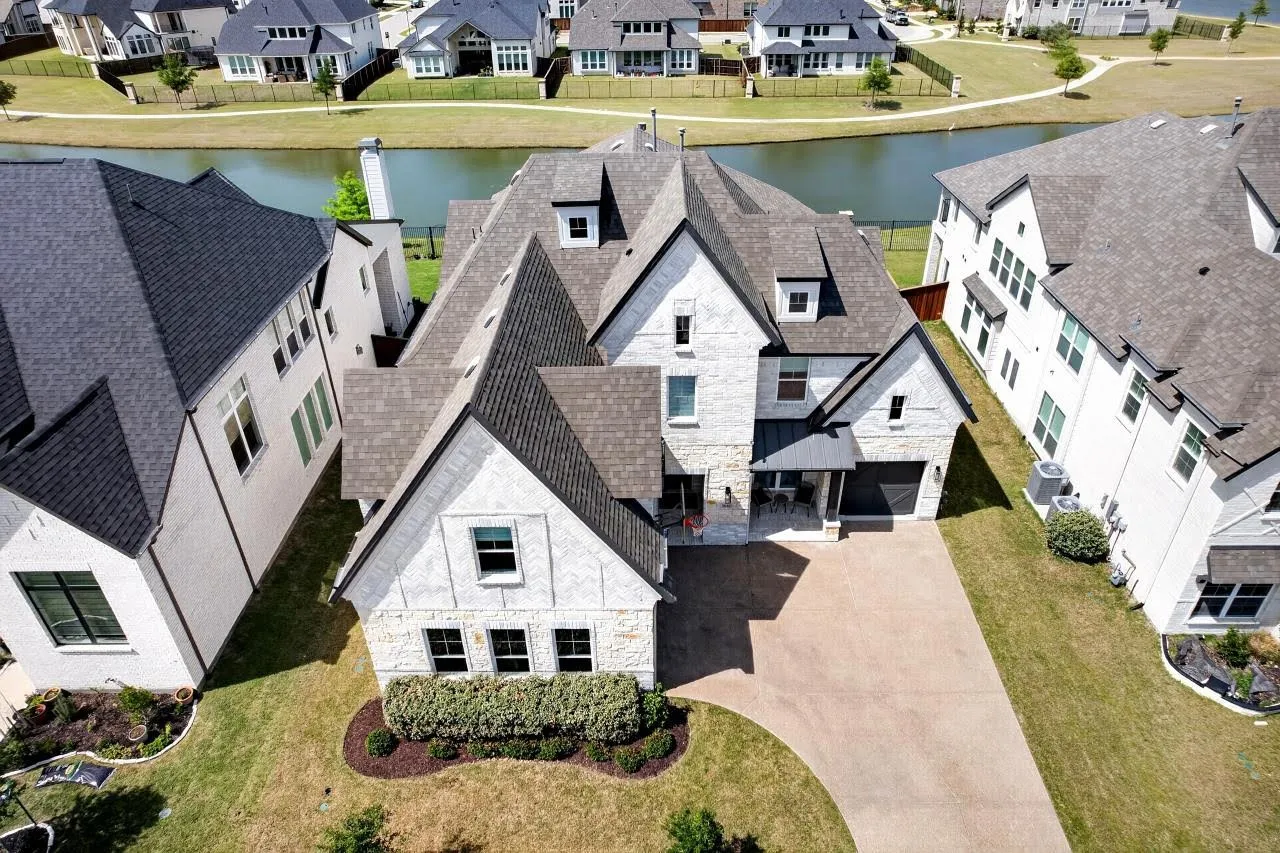 Single Family Residence For Sale in Denton County , 3040 Sunfish Street, Prosper, Texas 75078, 4 Bedroom, 4 Bathroom, 3 Garage spaces, 3,674 Sqft, built in 2022, mls#21353296, Real Estate Agent in Prosper, Homes For Sale in Denton county, Homes For Sale in Prosper, Realtor in Prosper Texas, Real Estate Brokerage Independent Realty Texas, Luminita Cordes Realtor