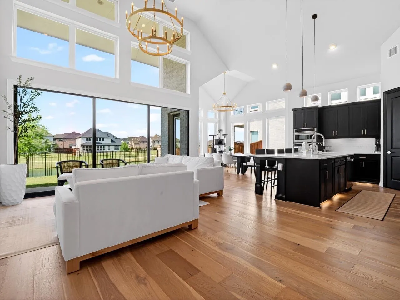 Single Family Residence For Sale in Denton County , 3040 Sunfish Street, Prosper, Texas 75078, 4 Bedroom, 4 Bathroom, 3 Garage spaces, 3,674 Sqft, built in 2022, mls#21353296, Real Estate Agent in Prosper, Homes For Sale in Denton county, Homes For Sale in Prosper, Realtor in Prosper Texas, Real Estate Brokerage Independent Realty Texas, Luminita Cordes Realtor