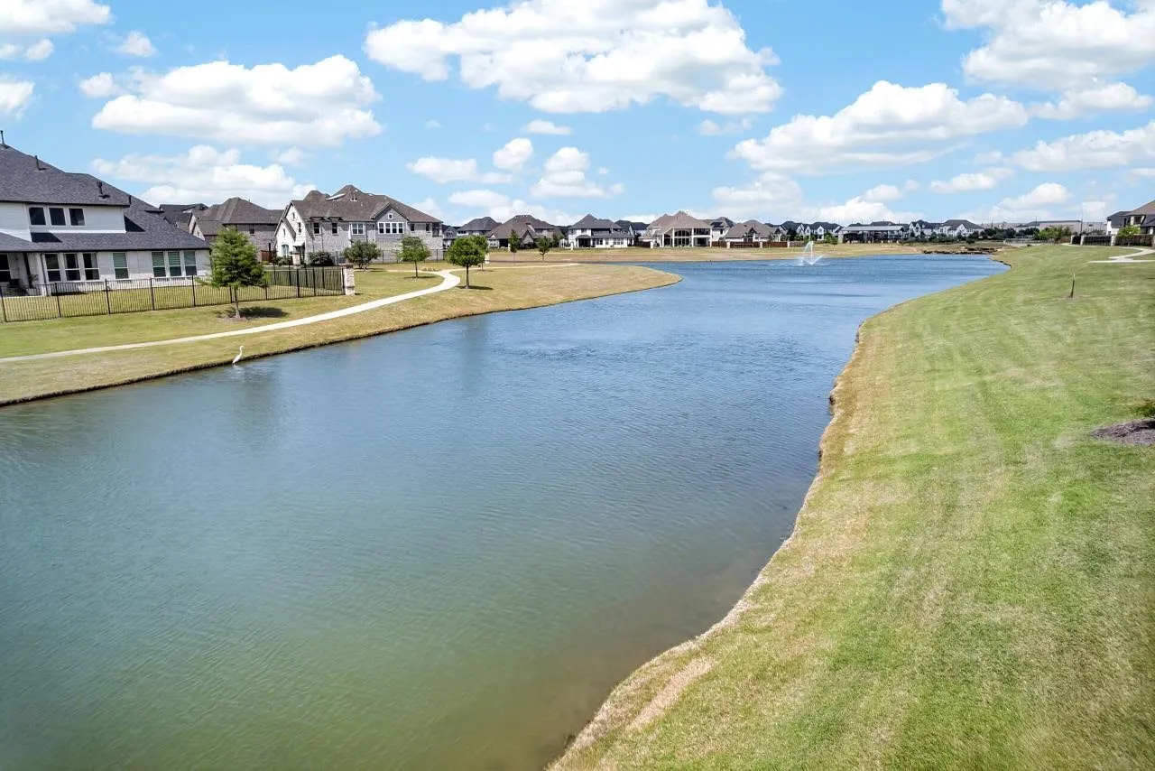 Single Family Residence For Sale in Denton County , 3040 Sunfish Street, Prosper, Texas 75078, 4 Bedroom, 4 Bathroom, 3 Garage spaces, 3,674 Sqft, built in 2022, mls#21353296, Real Estate Agent in Prosper, Homes For Sale in Denton county, Homes For Sale in Prosper, Realtor in Prosper Texas, Real Estate Brokerage Independent Realty Texas, Luminita Cordes Realtor