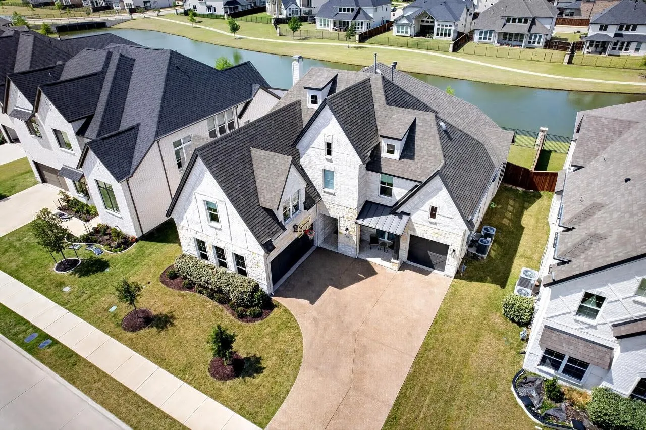 Single Family Residence For Sale in Denton County , 3040 Sunfish Street, Prosper, Texas 75078, 4 Bedroom, 4 Bathroom, 3 Garage spaces, 3,674 Sqft, built in 2022, mls#21353296, Real Estate Agent in Prosper, Homes For Sale in Denton county, Homes For Sale in Prosper, Realtor in Prosper Texas, Real Estate Brokerage Independent Realty Texas, Luminita Cordes Realtor