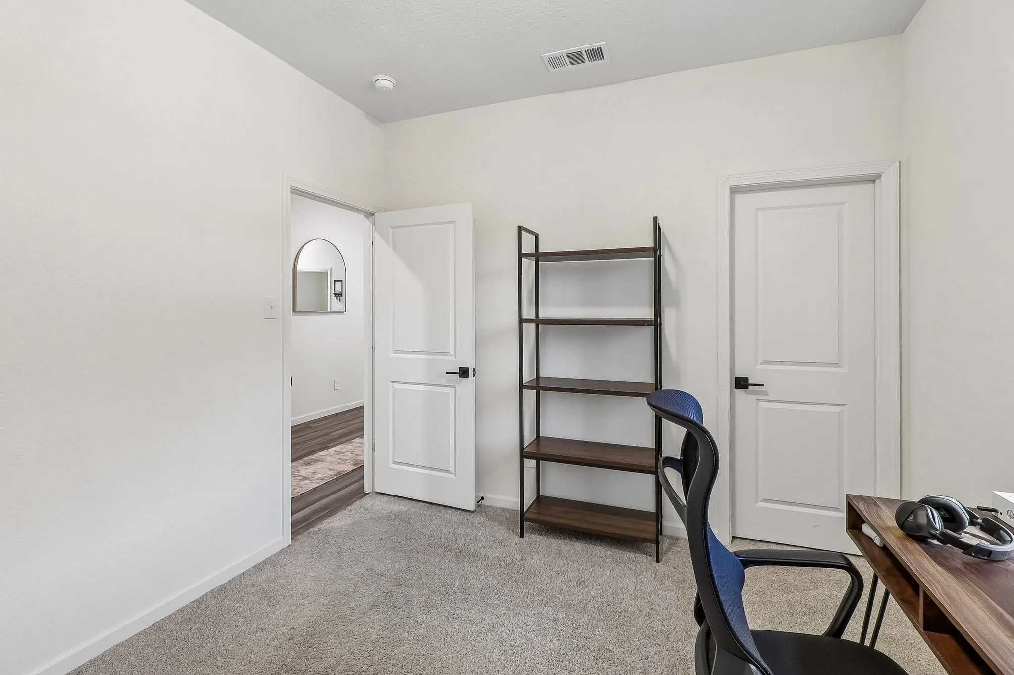 Single Family Residence For Sale in Ellis County , 2573 Cinnamon Springs Road, Glenn Heights, Texas 75154, 3 Bedroom, 2 Bathroom, 2 Garage spaces, 1,770 Sqft, built in 2022, mls#21352665, Real Estate Agent in Glenn Heights, Homes For Sale in Ellis county, Homes For Sale in Glenn Heights, Realtor in Glenn Heights Texas, Real Estate Brokerage Independent Realty Texas, Luminita Cordes Realtor