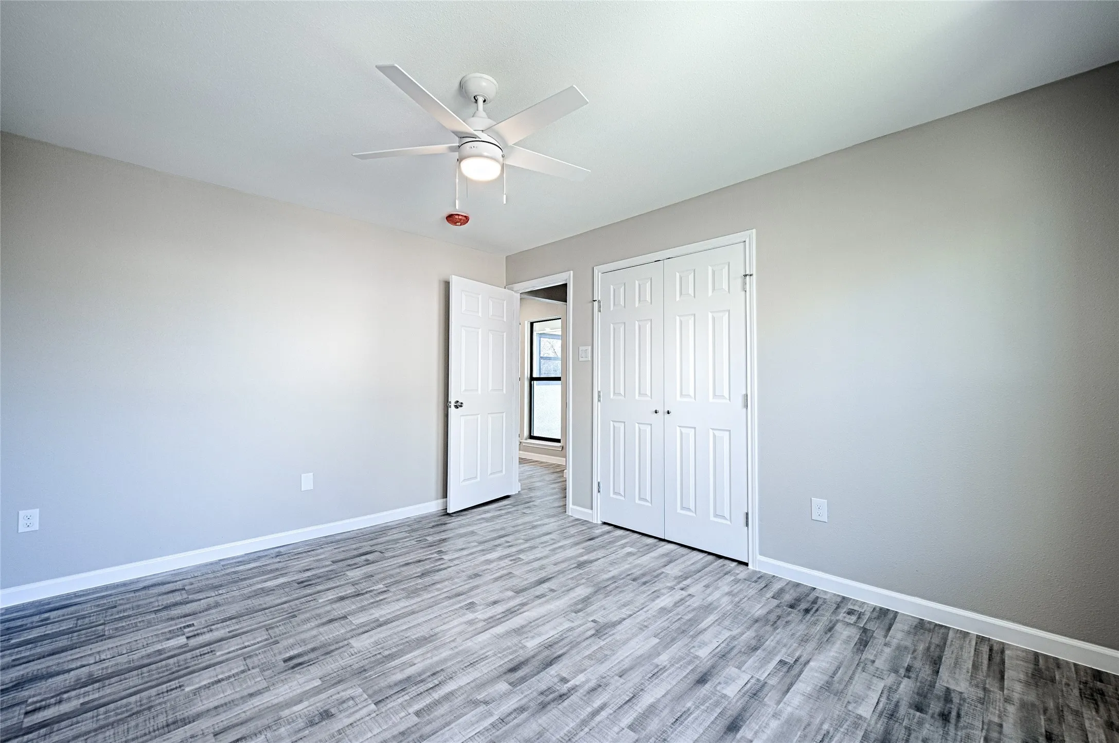 Condominium For Rent in Dallas County , 2835 Keller Springs Road 1002, Carrollton, Texas 75006, 2 Bedroom, 1 Bathroom, Garage spaces, 922 Sqft, built in 1984, mls#21353828, Real Estate Agent in Carrollton, Homes For Rent in Dallas county, Homes For Rent in Carrollton, Realtor in Carrollton Texas, Real Estate Brokerage Independent Realty Texas, Luminita Cordes Realtor