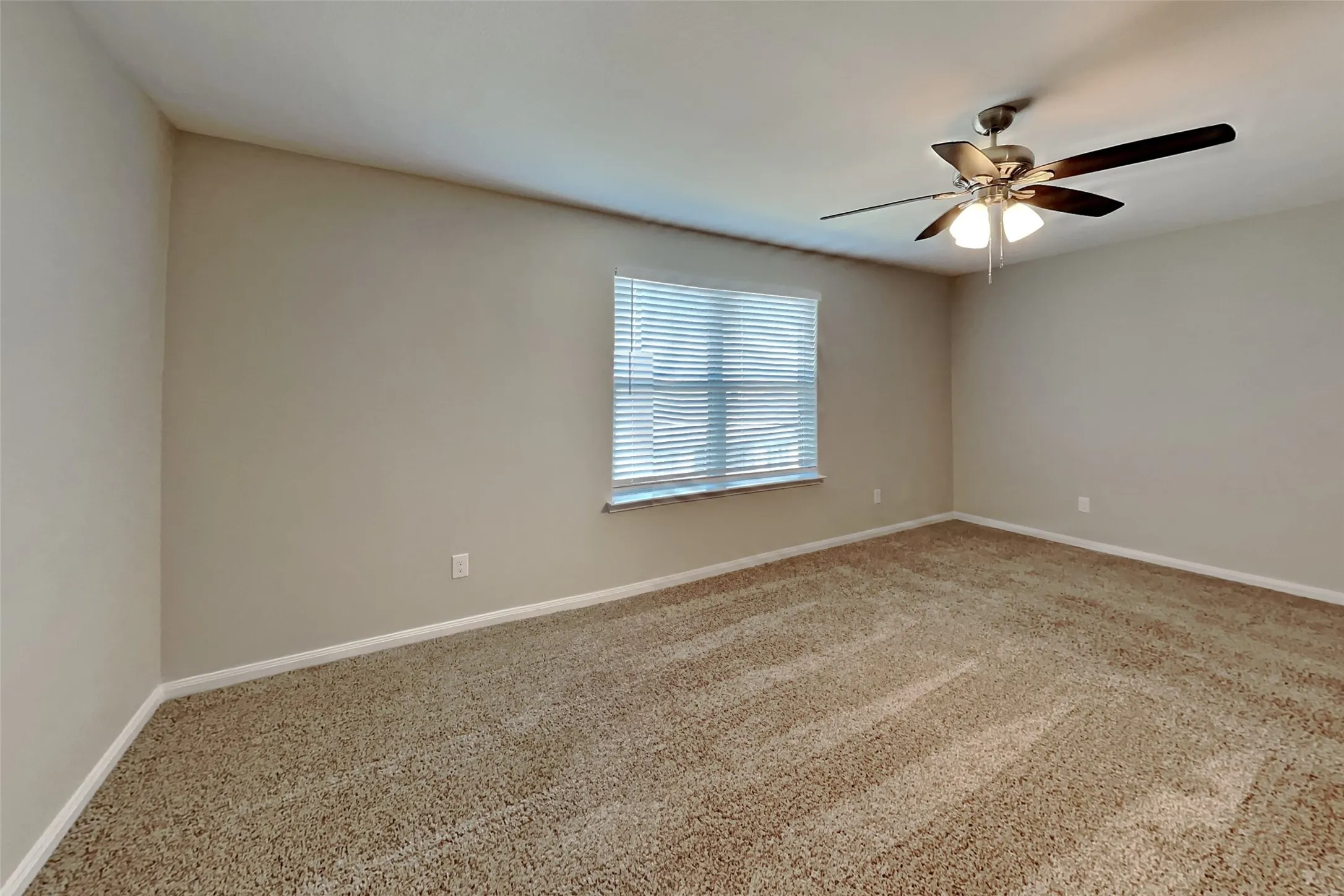 Single Family Residence For Rent in Tarrant County , 8412 Steel Dust Drive, Fort Worth, Texas 76179, 5 Bedroom, 3 Bathroom, 2 Garage spaces, 2,540 Sqft, built in 2020, mls#21353835, Real Estate Agent in Fort Worth, Homes For Rent in Tarrant county, Homes For Rent in Fort Worth, Realtor in Fort Worth Texas, Real Estate Brokerage Independent Realty Texas, Luminita Cordes Realtor