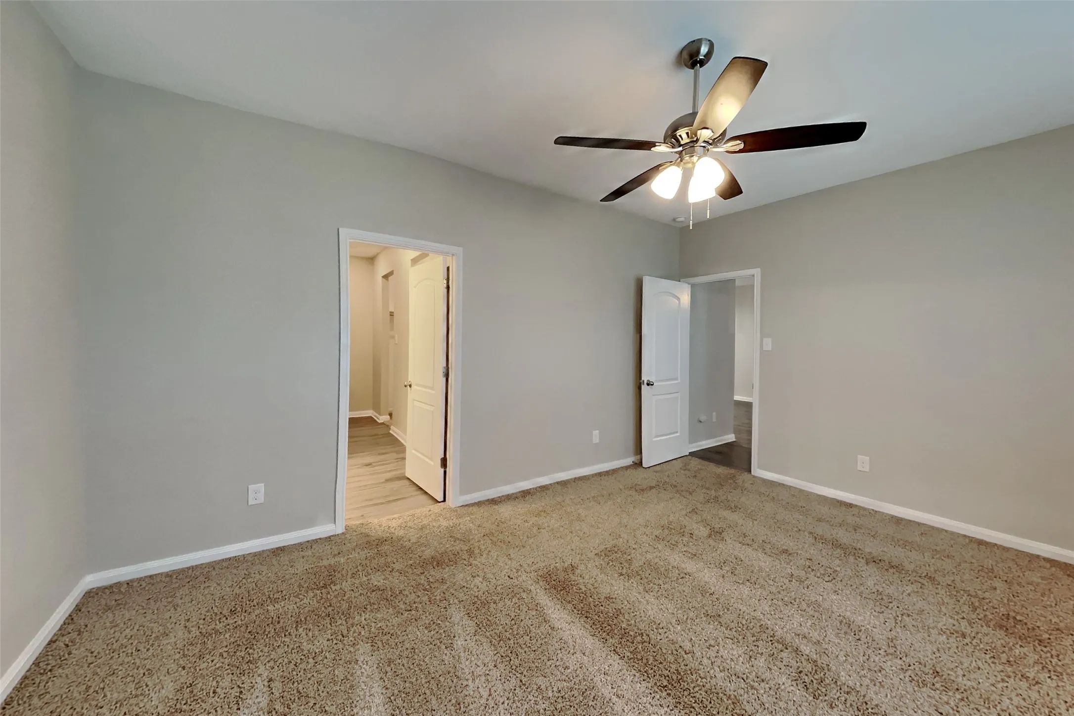 Single Family Residence For Rent in Tarrant County , 8412 Steel Dust Drive, Fort Worth, Texas 76179, 5 Bedroom, 3 Bathroom, 2 Garage spaces, 2,540 Sqft, built in 2020, mls#21353835, Real Estate Agent in Fort Worth, Homes For Rent in Tarrant county, Homes For Rent in Fort Worth, Realtor in Fort Worth Texas, Real Estate Brokerage Independent Realty Texas, Luminita Cordes Realtor