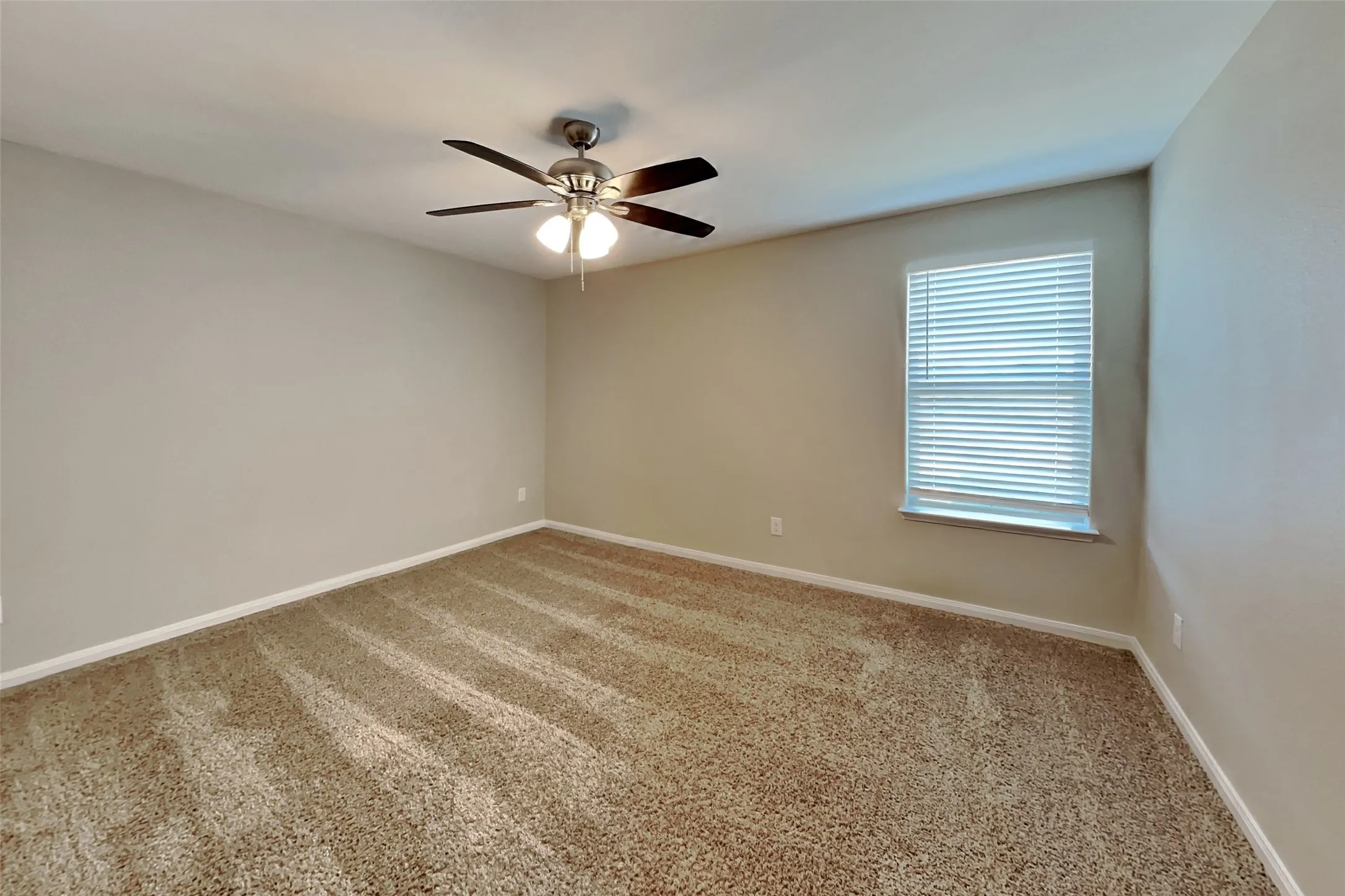 Single Family Residence For Rent in Tarrant County , 8412 Steel Dust Drive, Fort Worth, Texas 76179, 5 Bedroom, 3 Bathroom, 2 Garage spaces, 2,540 Sqft, built in 2020, mls#21353835, Real Estate Agent in Fort Worth, Homes For Rent in Tarrant county, Homes For Rent in Fort Worth, Realtor in Fort Worth Texas, Real Estate Brokerage Independent Realty Texas, Luminita Cordes Realtor