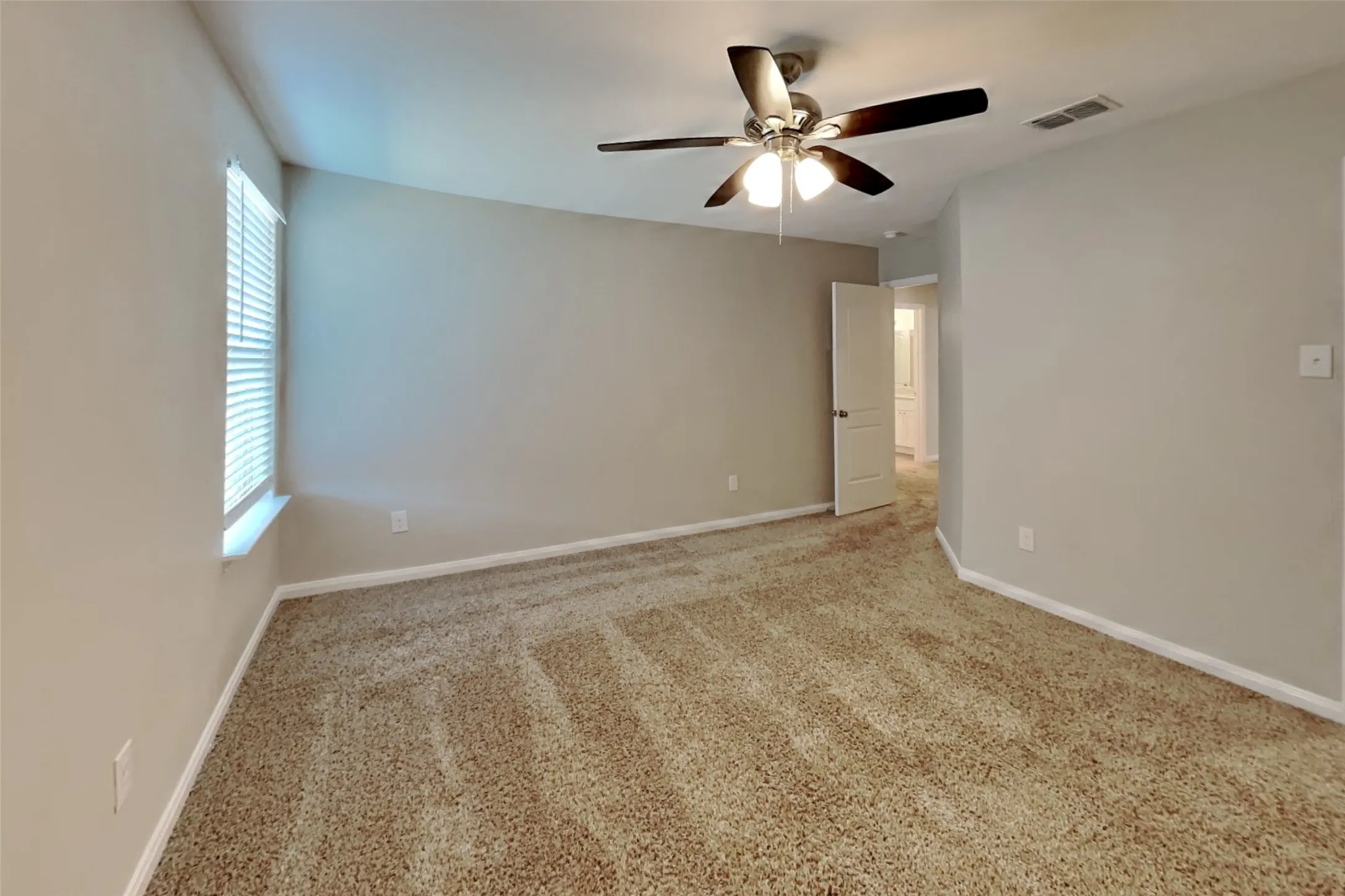 Single Family Residence For Rent in Tarrant County , 8412 Steel Dust Drive, Fort Worth, Texas 76179, 5 Bedroom, 3 Bathroom, 2 Garage spaces, 2,540 Sqft, built in 2020, mls#21353835, Real Estate Agent in Fort Worth, Homes For Rent in Tarrant county, Homes For Rent in Fort Worth, Realtor in Fort Worth Texas, Real Estate Brokerage Independent Realty Texas, Luminita Cordes Realtor