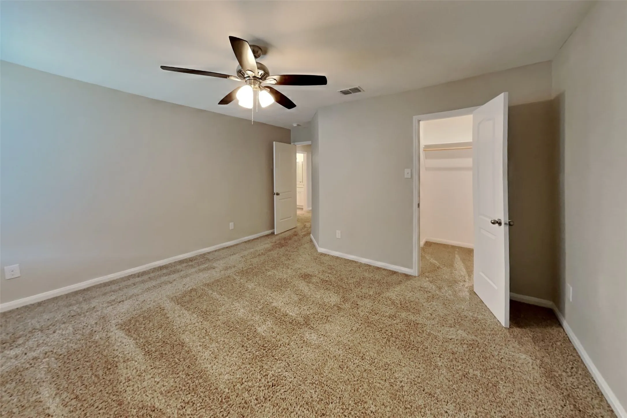 Single Family Residence For Rent in Tarrant County , 8412 Steel Dust Drive, Fort Worth, Texas 76179, 5 Bedroom, 3 Bathroom, 2 Garage spaces, 2,540 Sqft, built in 2020, mls#21353835, Real Estate Agent in Fort Worth, Homes For Rent in Tarrant county, Homes For Rent in Fort Worth, Realtor in Fort Worth Texas, Real Estate Brokerage Independent Realty Texas, Luminita Cordes Realtor