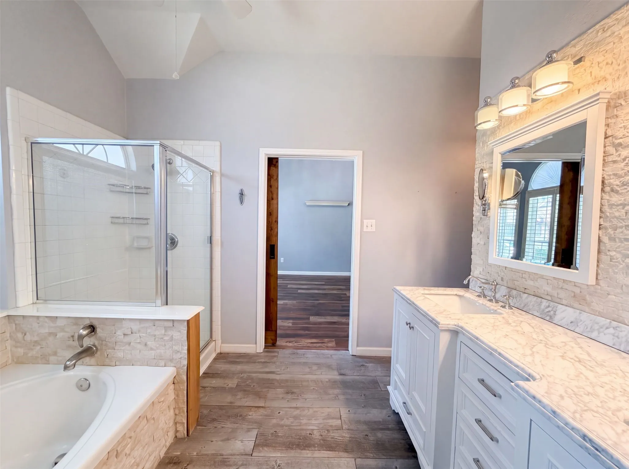 Single Family Residence For Sale in Denton County , 1688 Yellowstone Avenue, Lewisville, Texas 75077, 3 Bedroom, 2 Bathroom, 2 Garage spaces, 1,459 Sqft, built in 1997, mls#21353841, Real Estate Agent in Lewisville, Homes For Sale in Denton county, Homes For Sale in Lewisville, Realtor in Lewisville Texas, Real Estate Brokerage Independent Realty Texas, Luminita Cordes Realtor