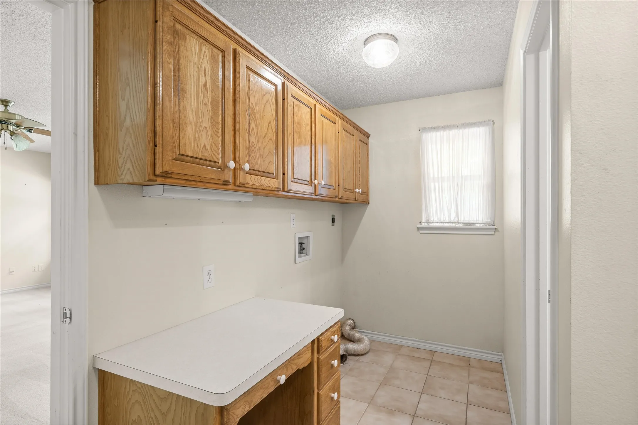 Single Family Residence For Sale in Wood County , 190 Blue Water Lane, Holly Lake Ranch, Texas 75765, 3 Bedroom, 3 Bathroom, 3 Garage spaces, 2,327 Sqft, built in 1996, mls#21353848, Real Estate Agent in Holly Lake Ranch, Homes For Sale in Wood county, Homes For Sale in Holly Lake Ranch, Realtor in Holly Lake Ranch Texas, Real Estate Brokerage Independent Realty Texas, Luminita Cordes Realtor