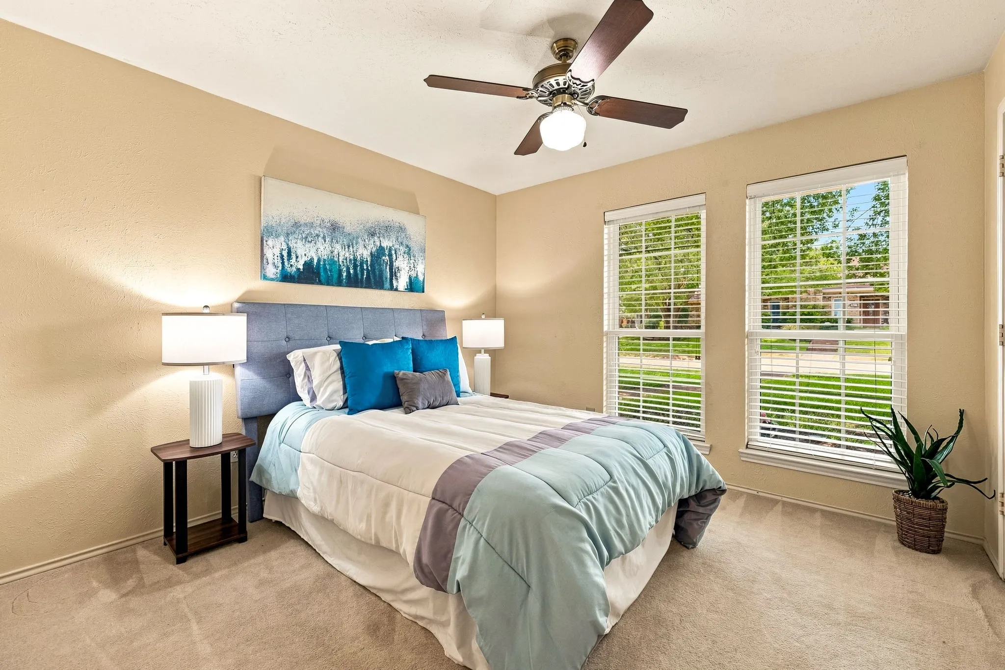 Single Family Residence For Sale in Collin County , 4224 Pike Court, Plano, Texas 75093, 3 Bedroom, 2 Bathroom, 2 Garage spaces, 1,640 Sqft, built in 1983, mls#21353608, Real Estate Agent in Plano, Homes For Sale in Collin county, Homes For Sale in Plano, Realtor in Plano Texas, Real Estate Brokerage Independent Realty Texas, Luminita Cordes Realtor