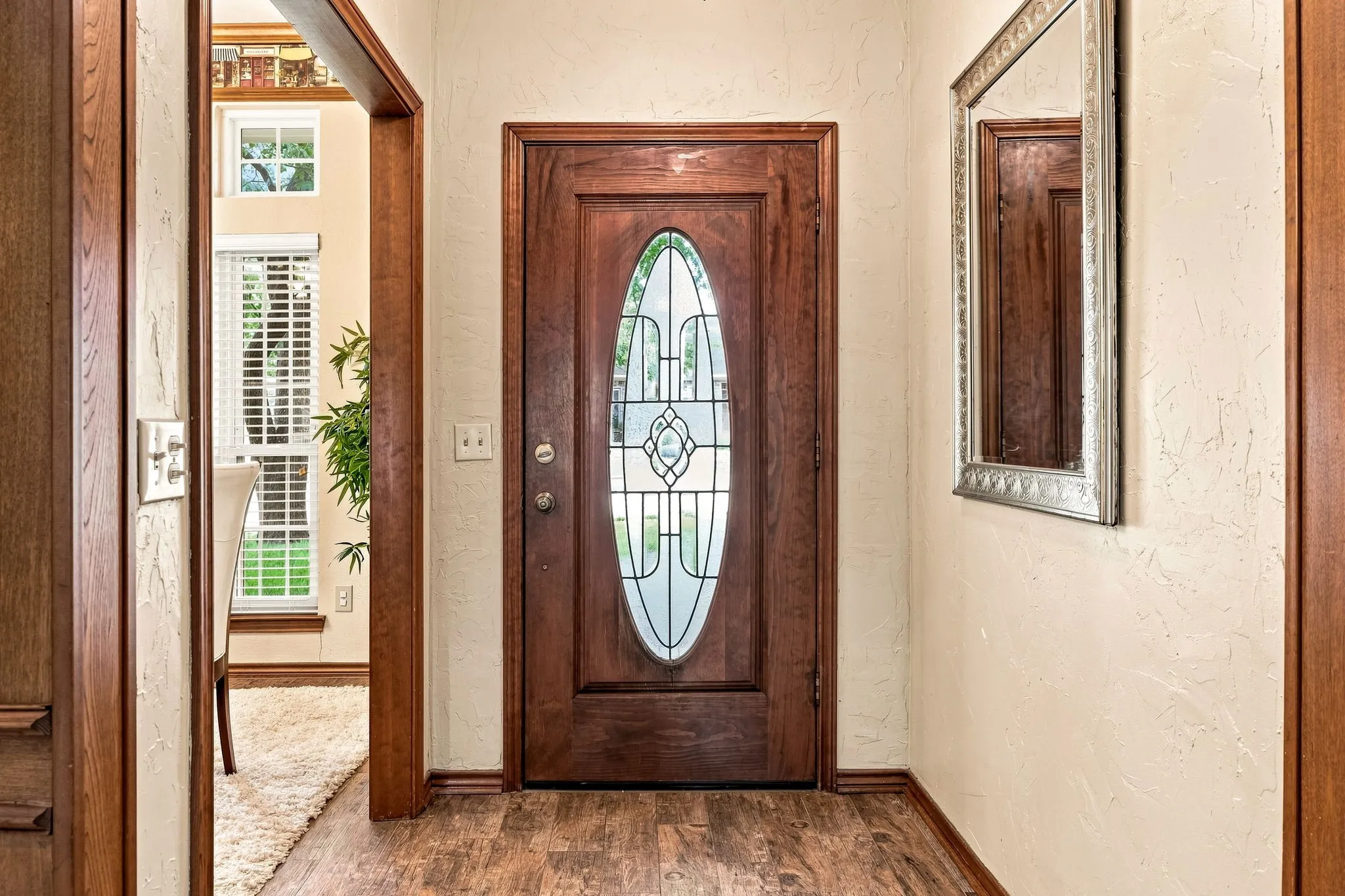 Single Family Residence For Sale in Collin County , 4224 Pike Court, Plano, Texas 75093, 3 Bedroom, 2 Bathroom, 2 Garage spaces, 1,640 Sqft, built in 1983, mls#21353608, Real Estate Agent in Plano, Homes For Sale in Collin county, Homes For Sale in Plano, Realtor in Plano Texas, Real Estate Brokerage Independent Realty Texas, Luminita Cordes Realtor