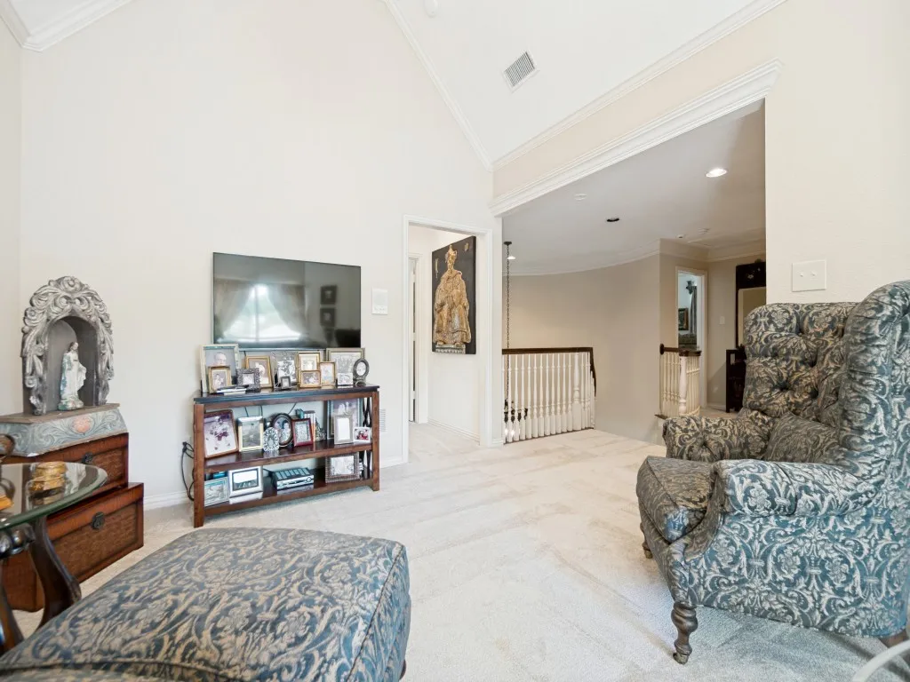 Single Family Residence For Sale in Dallas County , 4335 Northaven Road, Dallas, Texas 75229, 3 Bedroom, 3 Bathroom, 3 Garage spaces, 3,378 Sqft, built in 1995, mls#21351169, Real Estate Agent in Dallas, Homes For Sale in Dallas county, Homes For Sale in Dallas, Realtor in Dallas Texas, Real Estate Brokerage Independent Realty Texas, Luminita Cordes Realtor