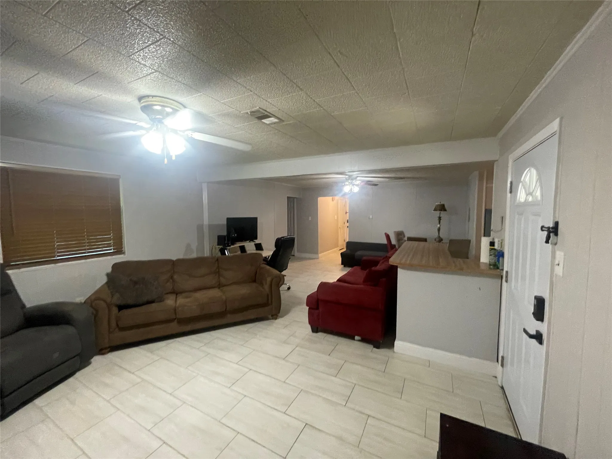 Single Family Residence For Rent in Dallas County , 114 Crestridge Drive, Hutchins, Texas 75141, 3 Bedroom, 2 Bathroom, 1 Garage spaces, 1,484 Sqft, built in 1968, mls#21353867, Real Estate Agent in Hutchins, Homes For Rent in Dallas county, Homes For Rent in Hutchins, Realtor in Hutchins Texas, Real Estate Brokerage Independent Realty Texas, Luminita Cordes Realtor