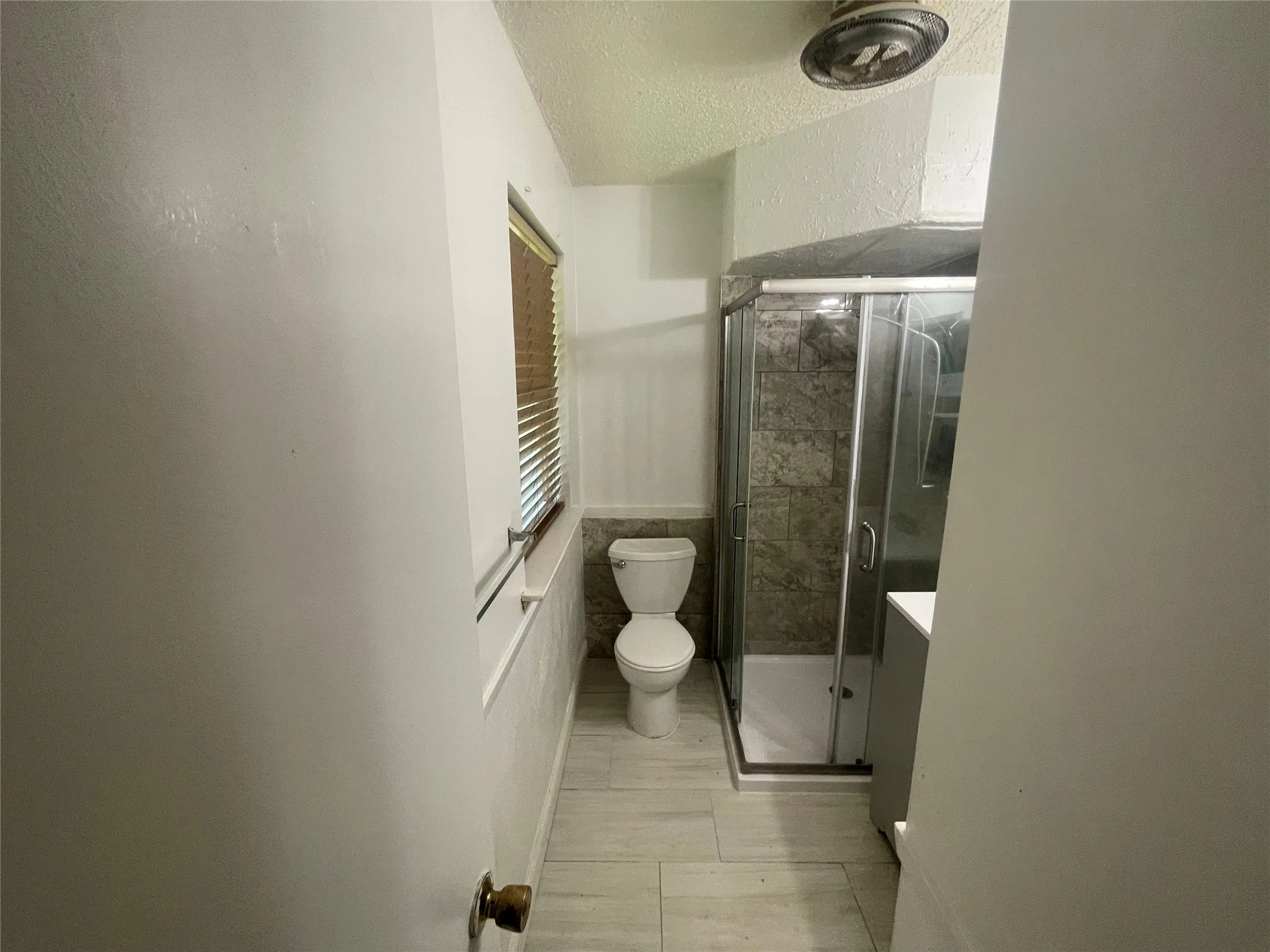 Single Family Residence For Rent in Dallas County , 114 Crestridge Drive, Hutchins, Texas 75141, 3 Bedroom, 2 Bathroom, 1 Garage spaces, 1,484 Sqft, built in 1968, mls#21353867, Real Estate Agent in Hutchins, Homes For Rent in Dallas county, Homes For Rent in Hutchins, Realtor in Hutchins Texas, Real Estate Brokerage Independent Realty Texas, Luminita Cordes Realtor