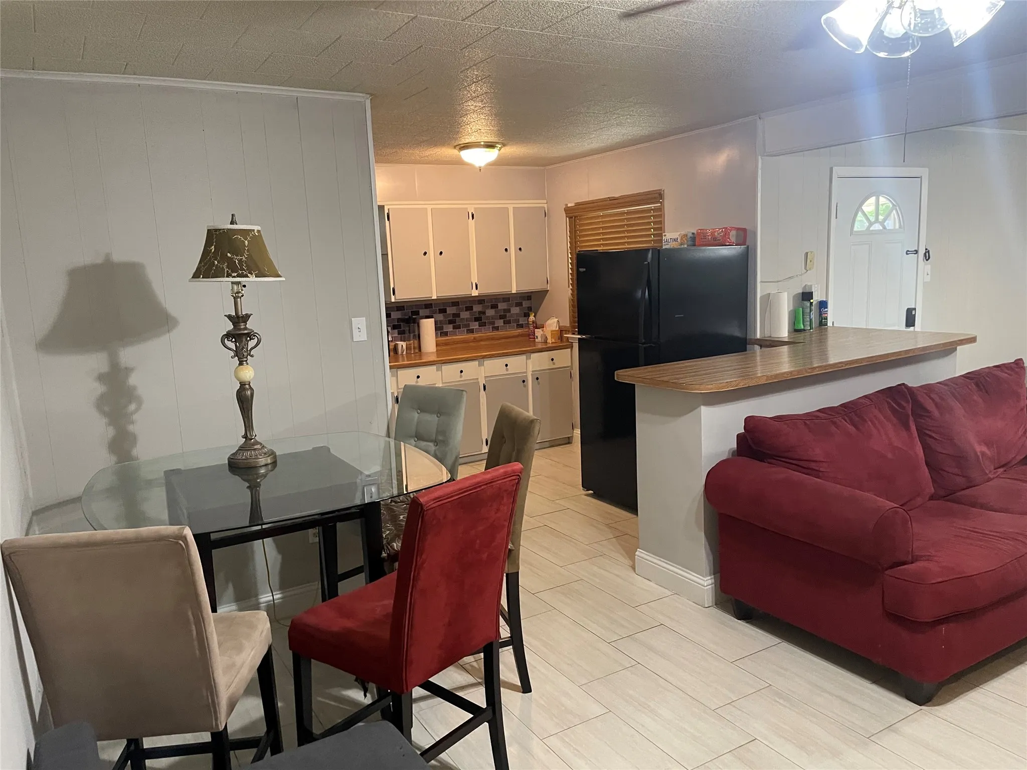 Single Family Residence For Rent in Dallas County , 114 Crestridge Drive, Hutchins, Texas 75141, 3 Bedroom, 2 Bathroom, 1 Garage spaces, 1,484 Sqft, built in 1968, mls#21353867, Real Estate Agent in Hutchins, Homes For Rent in Dallas county, Homes For Rent in Hutchins, Realtor in Hutchins Texas, Real Estate Brokerage Independent Realty Texas, Luminita Cordes Realtor