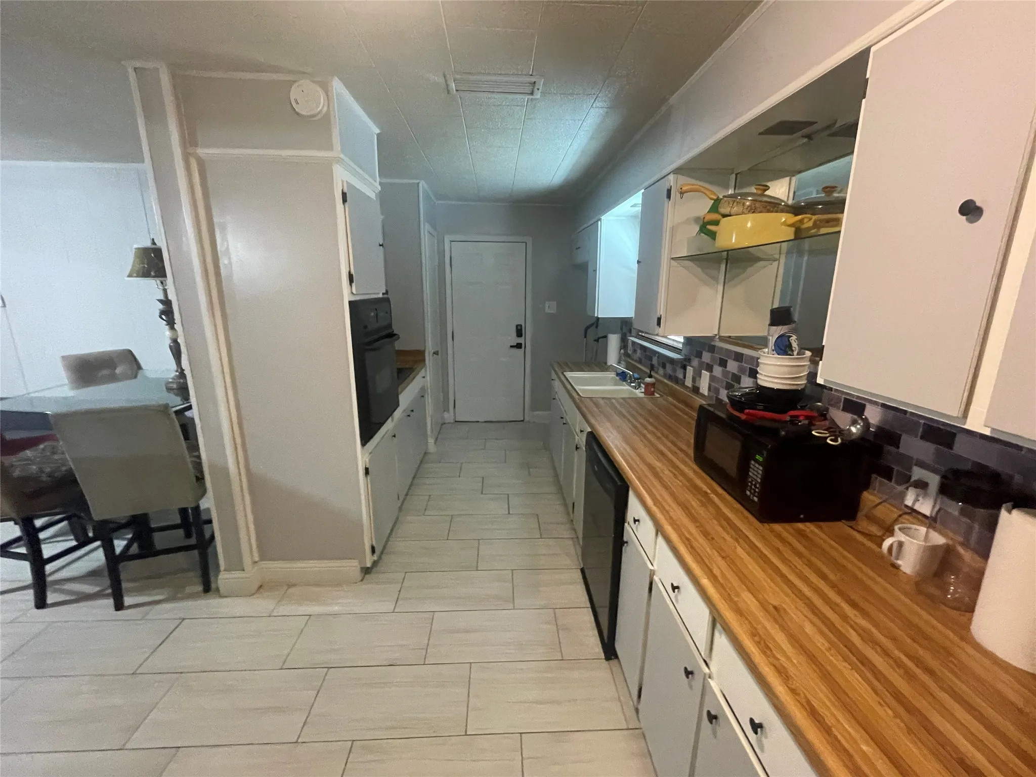 Single Family Residence For Rent in Dallas County , 114 Crestridge Drive, Hutchins, Texas 75141, 3 Bedroom, 2 Bathroom, 1 Garage spaces, 1,484 Sqft, built in 1968, mls#21353867, Real Estate Agent in Hutchins, Homes For Rent in Dallas county, Homes For Rent in Hutchins, Realtor in Hutchins Texas, Real Estate Brokerage Independent Realty Texas, Luminita Cordes Realtor