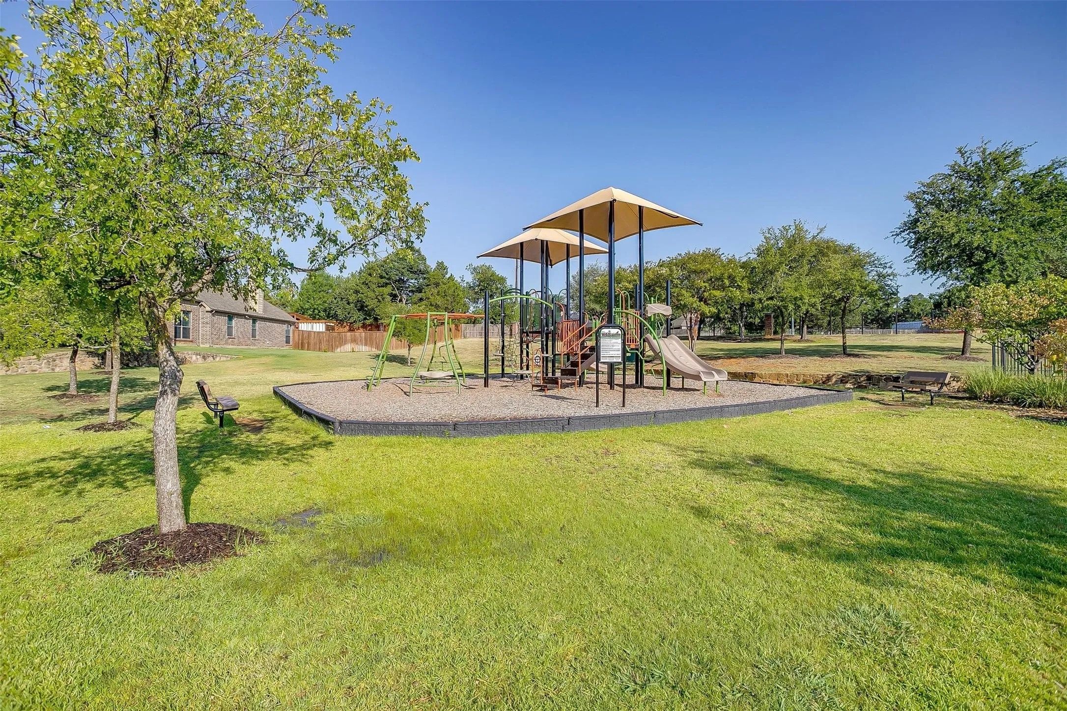 Single Family Residence For Sale in Johnson County , 1220 Berkeley Drive, Burleson, Texas 76028, 5 Bedroom, 4 Bathroom, 3 Garage spaces, 4,178 Sqft, built in 2007, mls#21353746, Real Estate Agent in Burleson, Homes For Sale in Johnson county, Homes For Sale in Burleson, Realtor in Burleson Texas, Real Estate Brokerage Independent Realty Texas, Luminita Cordes Realtor