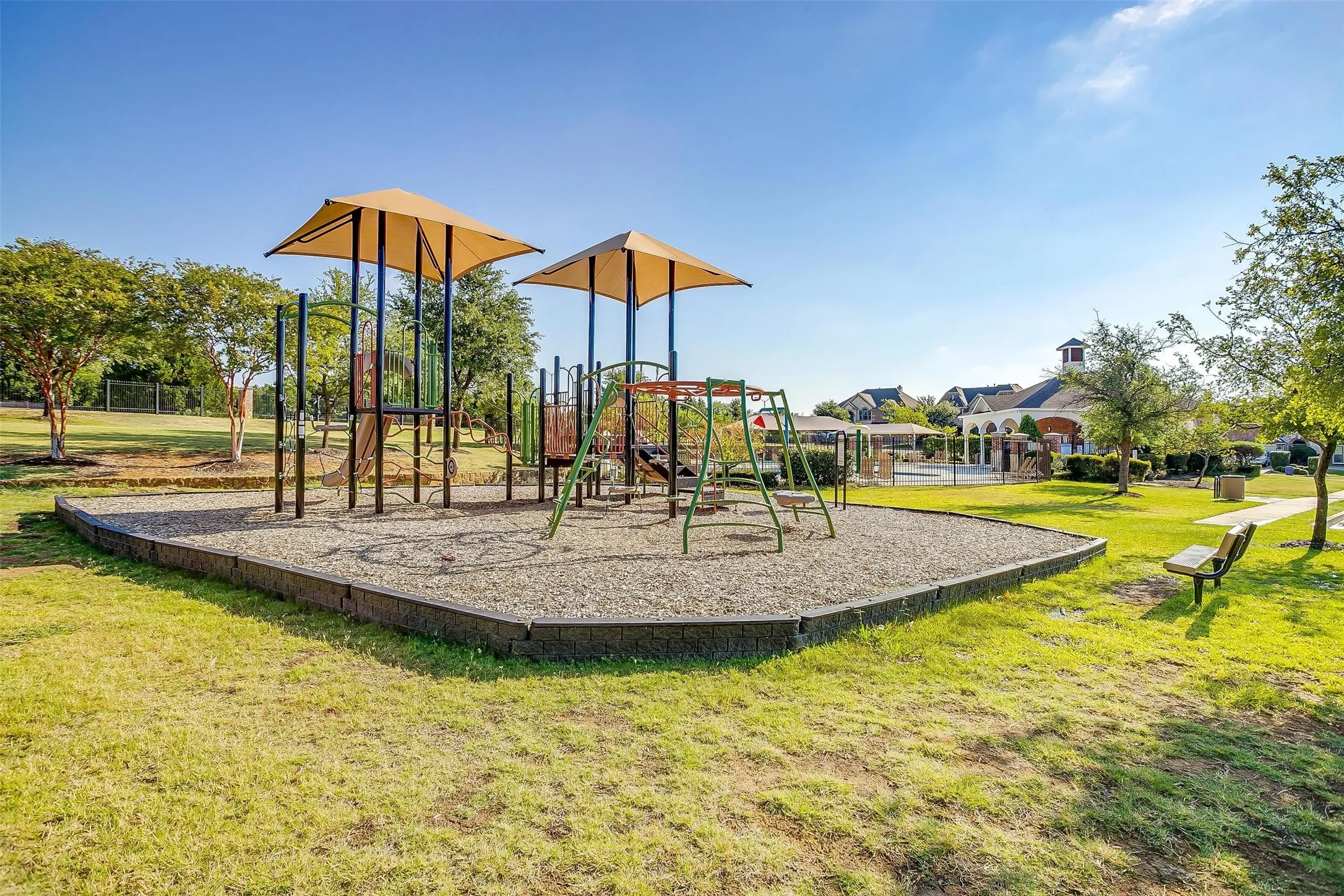 Single Family Residence For Sale in Johnson County , 1220 Berkeley Drive, Burleson, Texas 76028, 5 Bedroom, 4 Bathroom, 3 Garage spaces, 4,178 Sqft, built in 2007, mls#21353746, Real Estate Agent in Burleson, Homes For Sale in Johnson county, Homes For Sale in Burleson, Realtor in Burleson Texas, Real Estate Brokerage Independent Realty Texas, Luminita Cordes Realtor