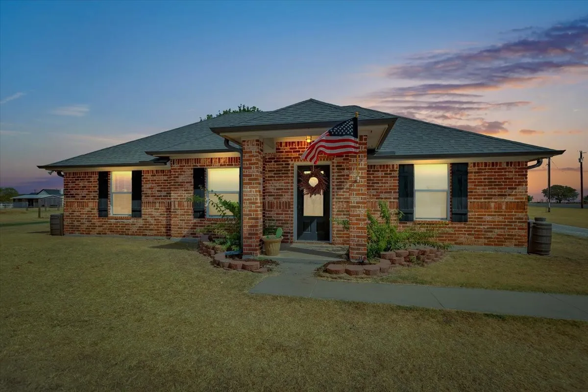 USDA ELIGIBLE • $0 DOWN FOR QUALIFIED BUYERS