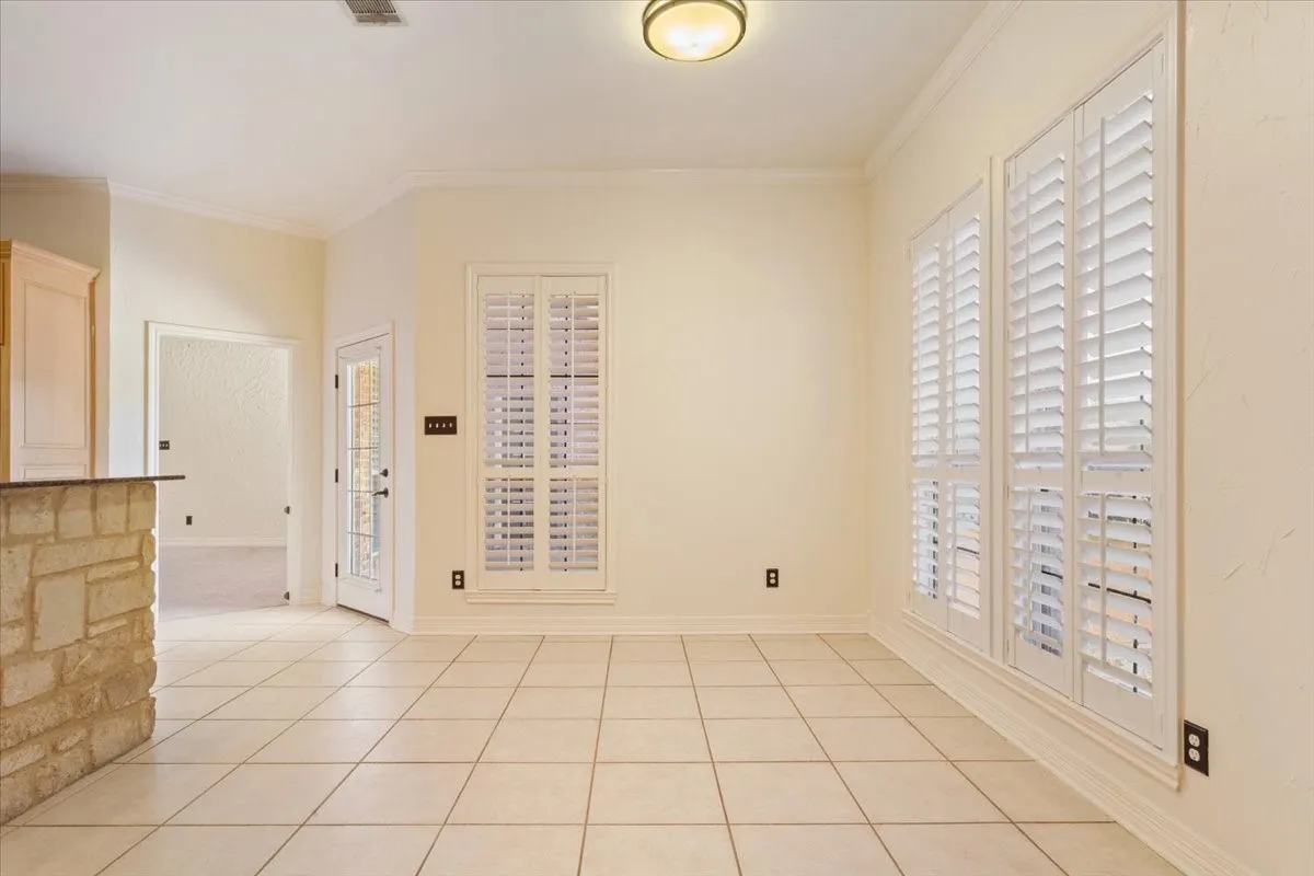 Single Family Residence For Sale in Mc Lennan County , 800 Granite Lane, Lorena, Texas 76655, 4 Bedroom, 4 Bathroom, 3 Garage spaces, 2,971 Sqft, built in 2001, mls#21350255, Real Estate Agent in Lorena, Homes For Sale in Mc Lennan county, Homes For Sale in Lorena, Realtor in Lorena Texas, Real Estate Brokerage Independent Realty Texas, Luminita Cordes Realtor