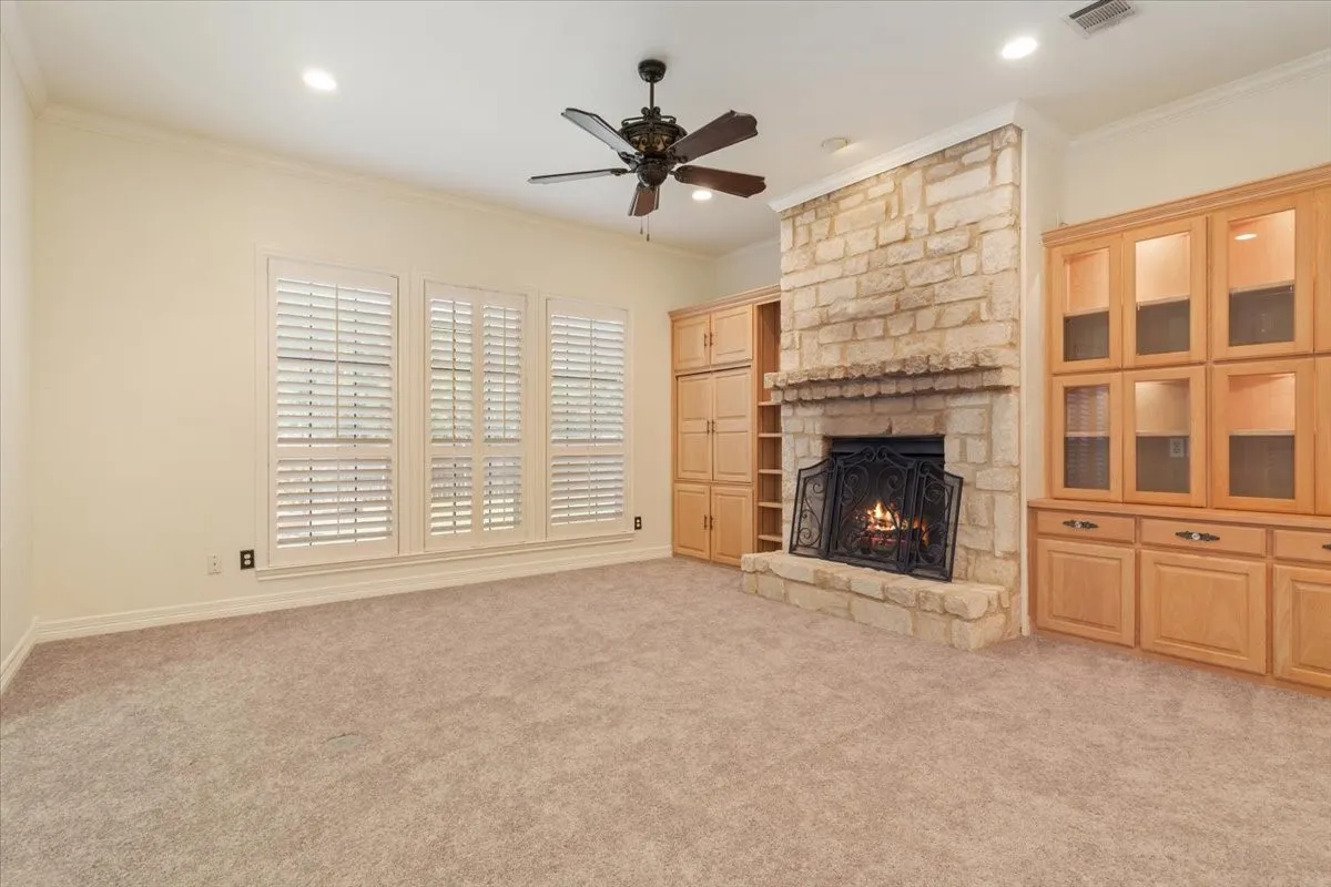Single Family Residence For Sale in Mc Lennan County , 800 Granite Lane, Lorena, Texas 76655, 4 Bedroom, 4 Bathroom, 3 Garage spaces, 2,971 Sqft, built in 2001, mls#21350255, Real Estate Agent in Lorena, Homes For Sale in Mc Lennan county, Homes For Sale in Lorena, Realtor in Lorena Texas, Real Estate Brokerage Independent Realty Texas, Luminita Cordes Realtor