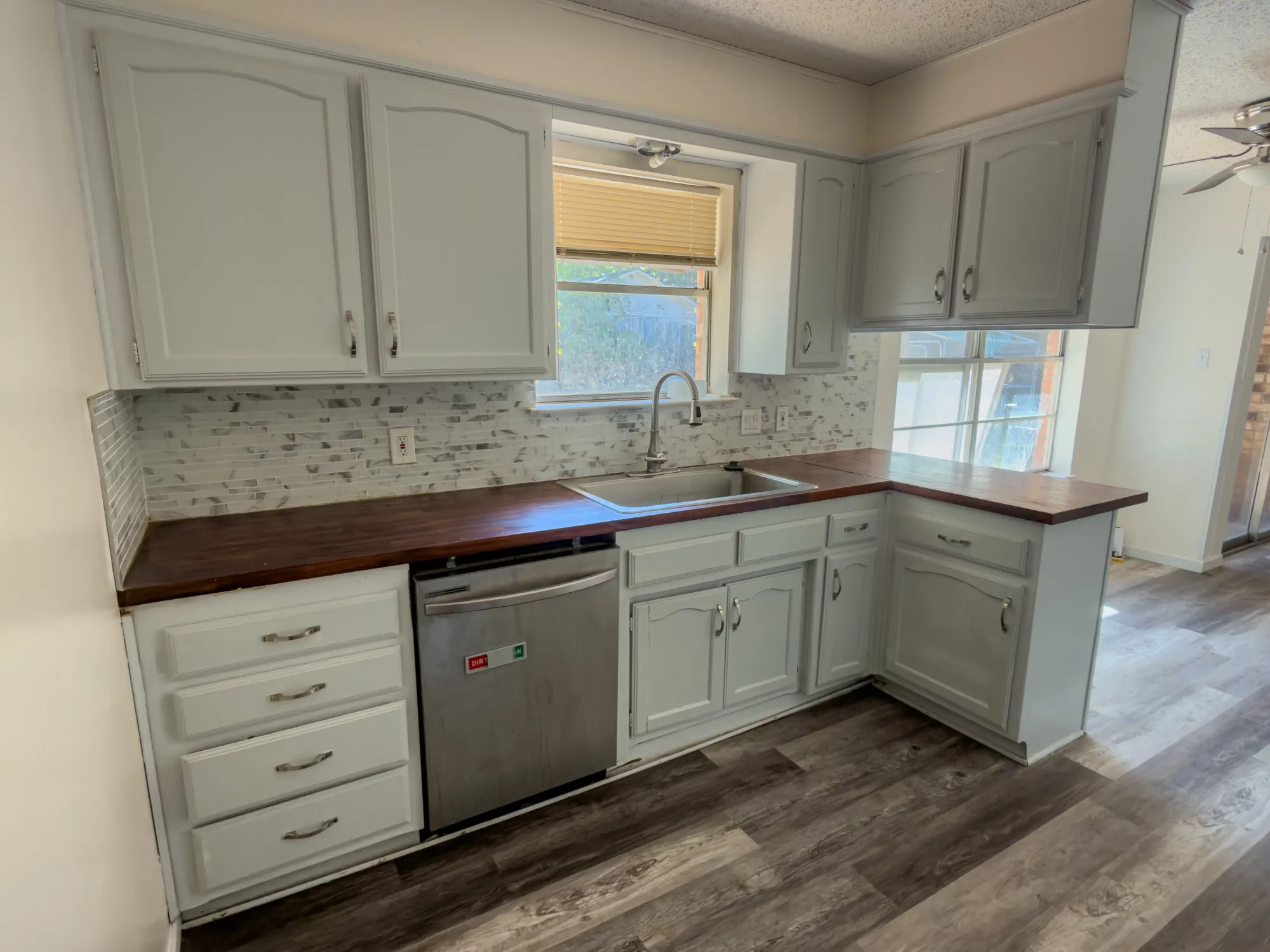 Single Family Residence For Sale in Palo Pinto County , 1516 NW 1st Avenue, Mineral Wells, Texas 76067, 4 Bedroom, 2 Bathroom, Garage spaces, 1,702 Sqft, built in 1975, mls#21353880, Real Estate Agent in Mineral Wells, Homes For Sale in Palo Pinto county, Homes For Sale in Mineral Wells, Realtor in Mineral Wells Texas, Real Estate Brokerage Independent Realty Texas, Luminita Cordes Realtor