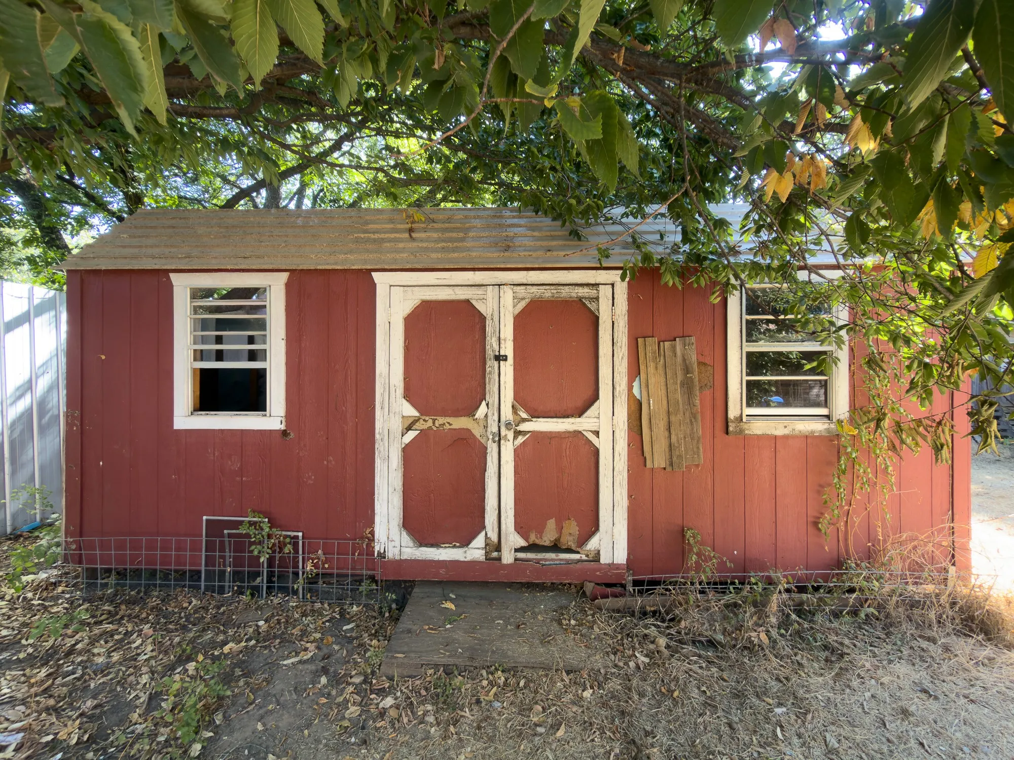 Single Family Residence For Sale in Palo Pinto County , 1516 NW 1st Avenue, Mineral Wells, Texas 76067, 4 Bedroom, 2 Bathroom, Garage spaces, 1,702 Sqft, built in 1975, mls#21353880, Real Estate Agent in Mineral Wells, Homes For Sale in Palo Pinto county, Homes For Sale in Mineral Wells, Realtor in Mineral Wells Texas, Real Estate Brokerage Independent Realty Texas, Luminita Cordes Realtor