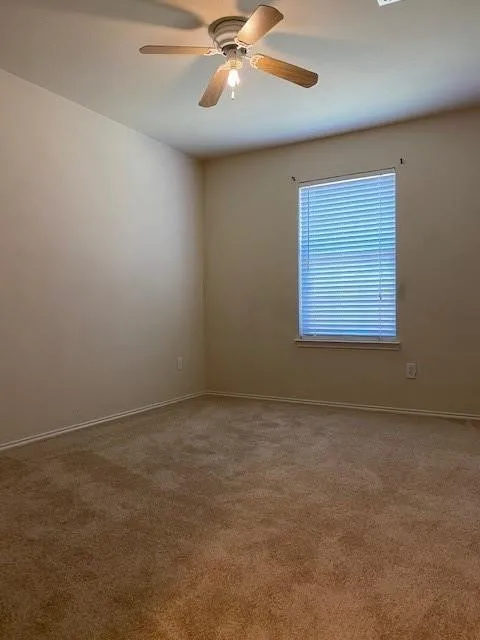 Single Family Residence For Rent in Collin County , 12261 Peak Circle, Frisco, Texas 75035, 3 Bedroom, 2 Bathroom, 2 Garage spaces, 2,097 Sqft, built in 2002, mls#21353883, Real Estate Agent in Frisco, Homes For Rent in Collin county, Homes For Rent in Frisco, Realtor in Frisco Texas, Real Estate Brokerage Independent Realty Texas, Luminita Cordes Realtor
