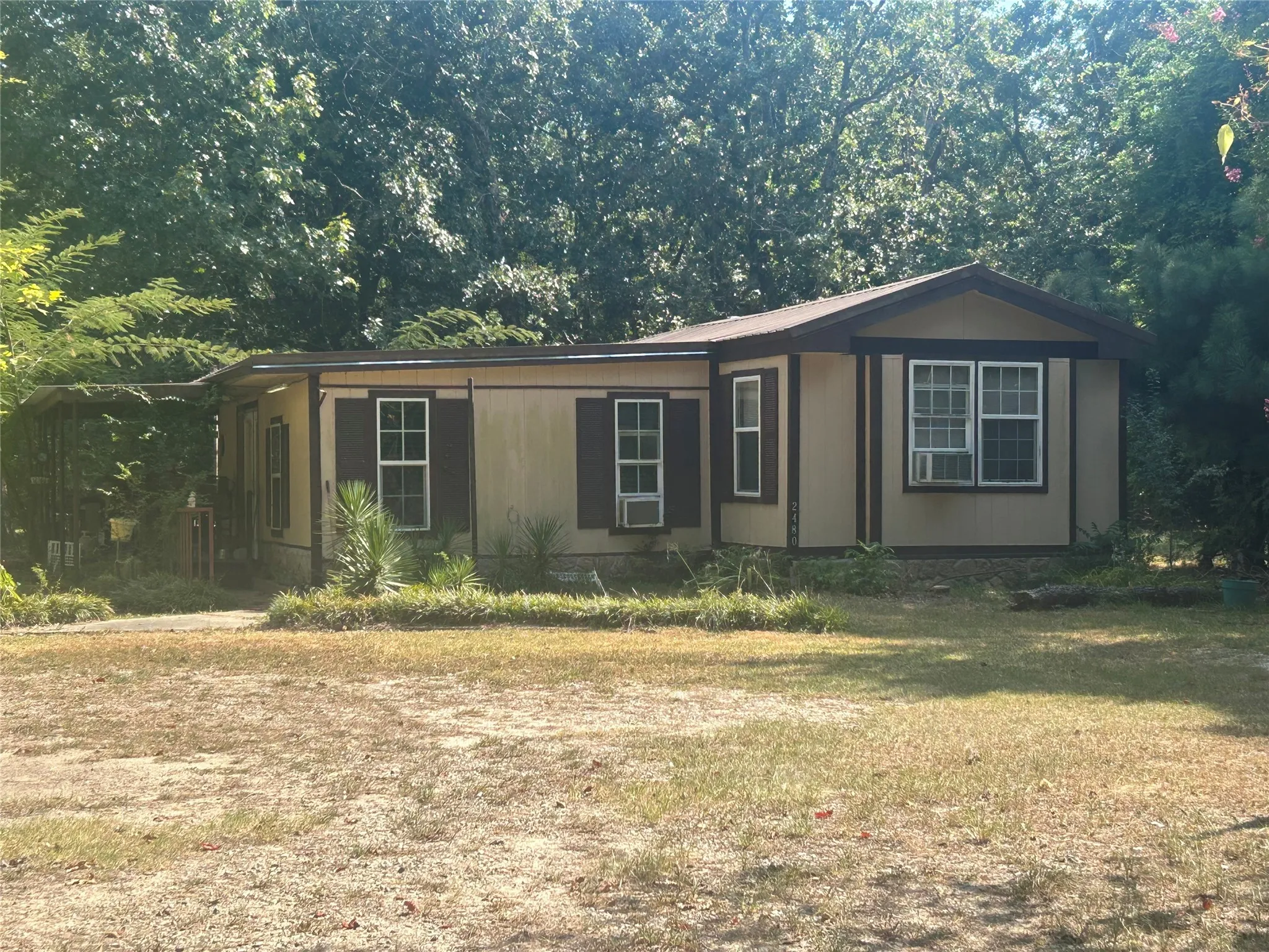 Manufactured Home For Sale in Lamar County , 2480 County Road 44550, Paris, Texas 75462, 2 Bedroom, 2 Bathroom, Garage spaces, 1,140 Sqft, built in 1984, mls#21353543, Real Estate Agent in Paris, Homes For Sale in Lamar county, Homes For Sale in Paris, Realtor in Paris Texas, Real Estate Brokerage Independent Realty Texas, Luminita Cordes Realtor