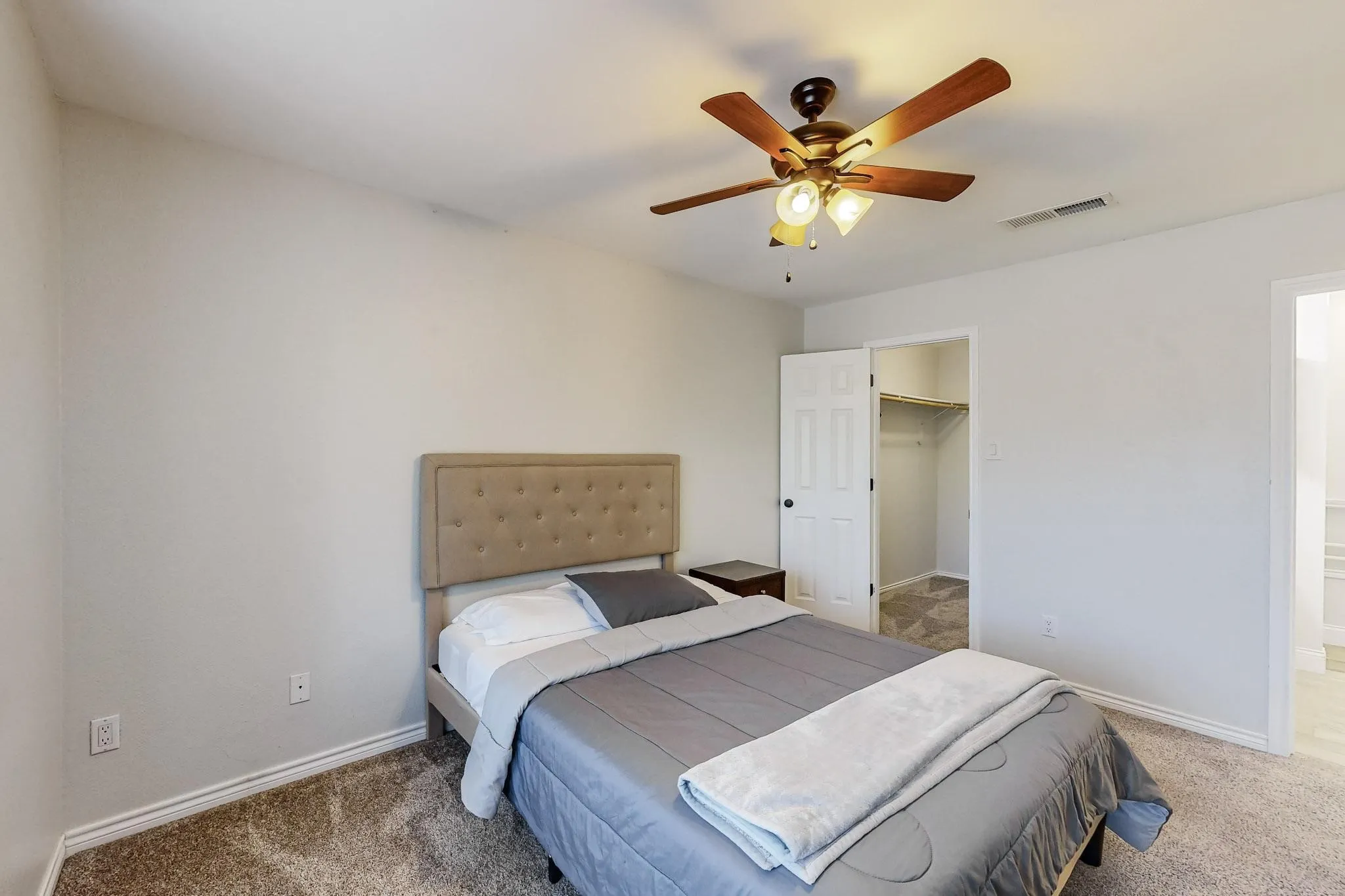 Single Family Residence For Rent in Collin County , 7936 Quest Court, Frisco, Texas 75035, 3 Bedrooms, 3 Bathrooms, 2 Garage spaces, 1,424 Sqft, built in 1992, Price $2,799, mls#21353890, Real Estate Agent in Frisco, Homes For Rent in Collin county, Homes For Rent in Frisco, Realtor in Frisco Texas, Real Estate Brokerage Independent Realty Texas, Luminita Cordes Realtor