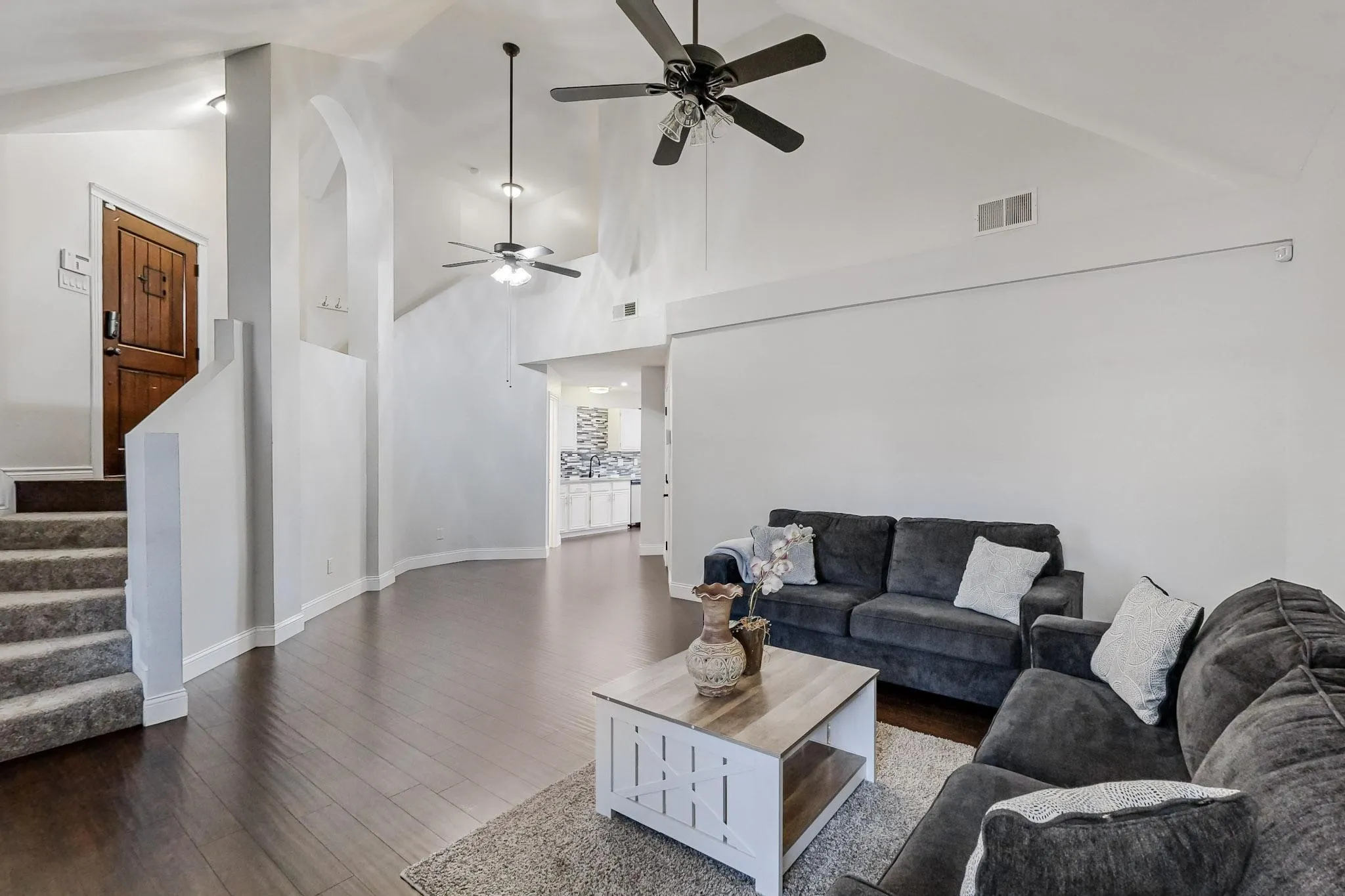 Single Family Residence For Rent in Collin County , 7936 Quest Court, Frisco, Texas 75035, 3 Bedrooms, 3 Bathrooms, 2 Garage spaces, 1,424 Sqft, built in 1992, Price $2,799, mls#21353890, Real Estate Agent in Frisco, Homes For Rent in Collin county, Homes For Rent in Frisco, Realtor in Frisco Texas, Real Estate Brokerage Independent Realty Texas, Luminita Cordes Realtor