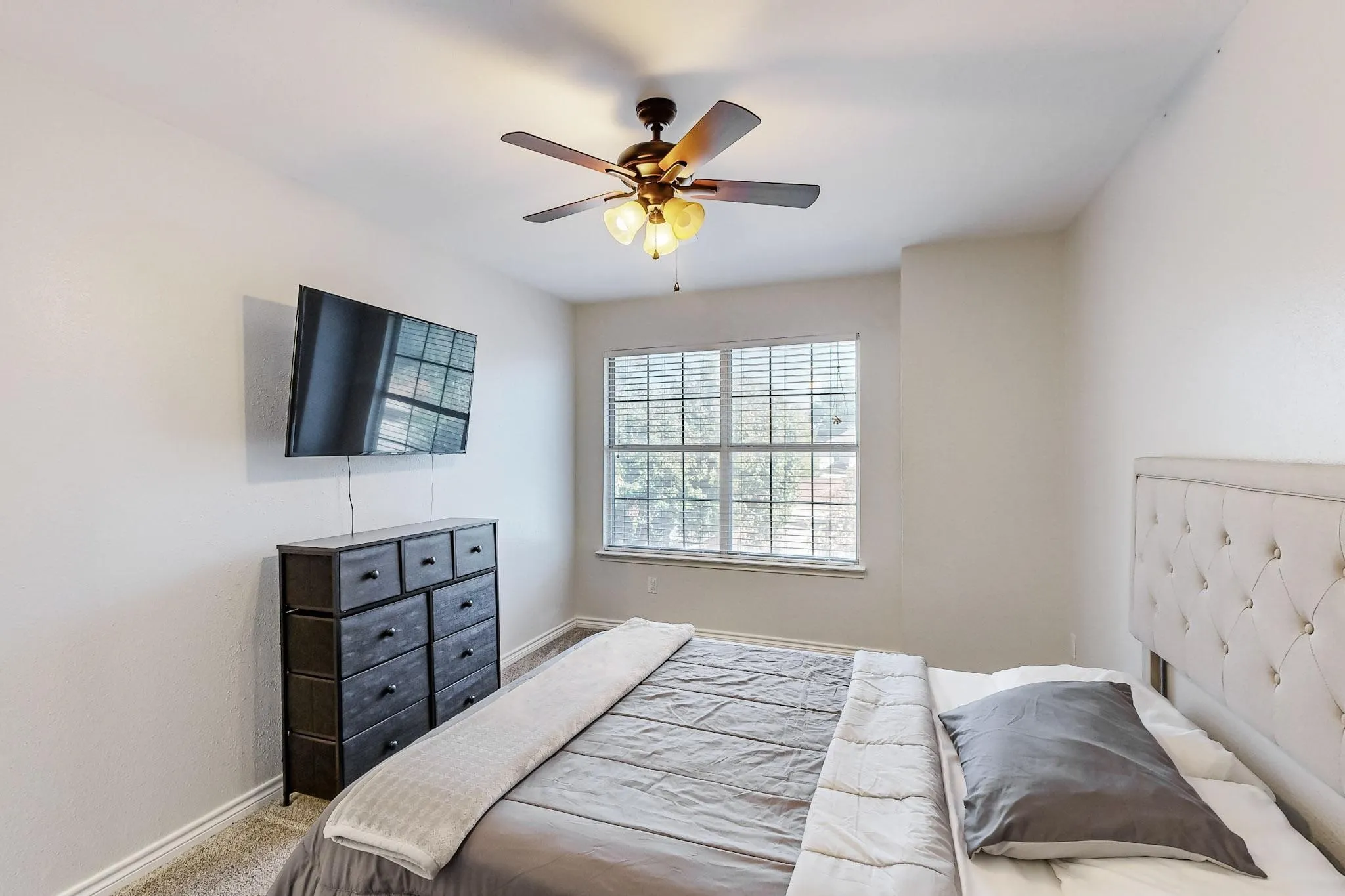Single Family Residence For Rent in Collin County , 7936 Quest Court, Frisco, Texas 75035, 3 Bedrooms, 3 Bathrooms, 2 Garage spaces, 1,424 Sqft, built in 1992, Price $2,799, mls#21353890, Real Estate Agent in Frisco, Homes For Rent in Collin county, Homes For Rent in Frisco, Realtor in Frisco Texas, Real Estate Brokerage Independent Realty Texas, Luminita Cordes Realtor