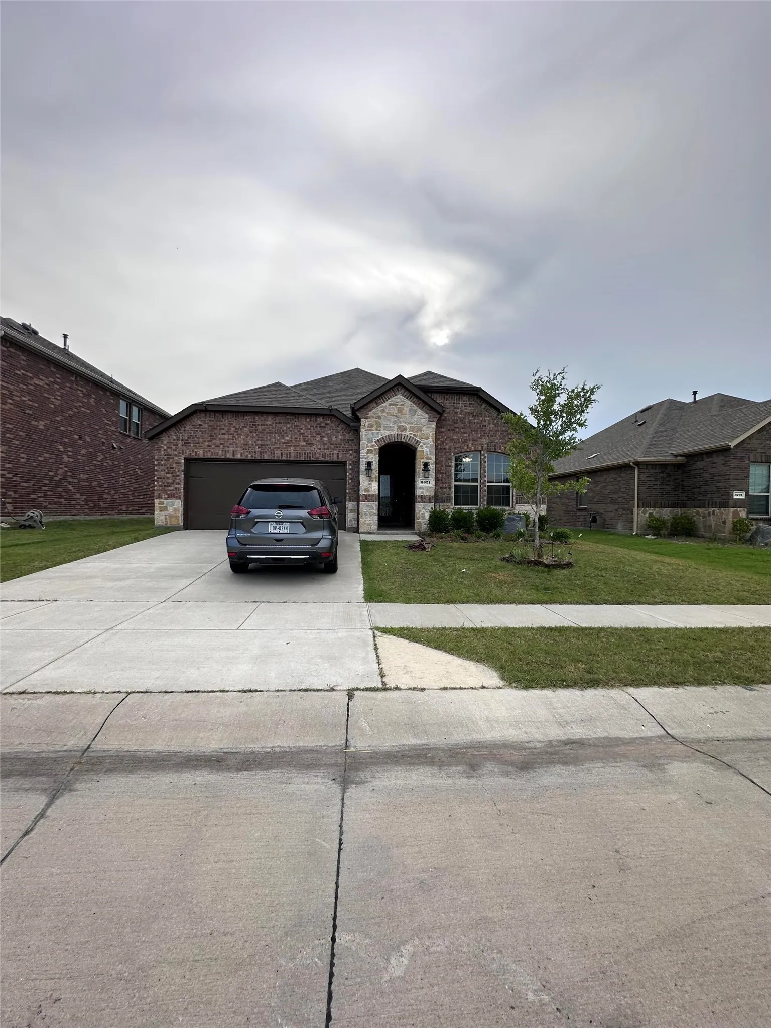 Single Family Residence For Rent in Denton County , 3621 Arabella Way, Aubrey, Texas 76227, 4 Bedroom, 2 Bathroom, 2 Garage spaces, 1,850 Sqft, built in 2021, Price $2,500, mls#21353884, Real Estate Agent in Aubrey, Homes For Rent in Denton county, Homes For Rent in Aubrey, Realtor in Aubrey Texas, Real Estate Brokerage Independent Realty Texas, Luminita Cordes Realtor