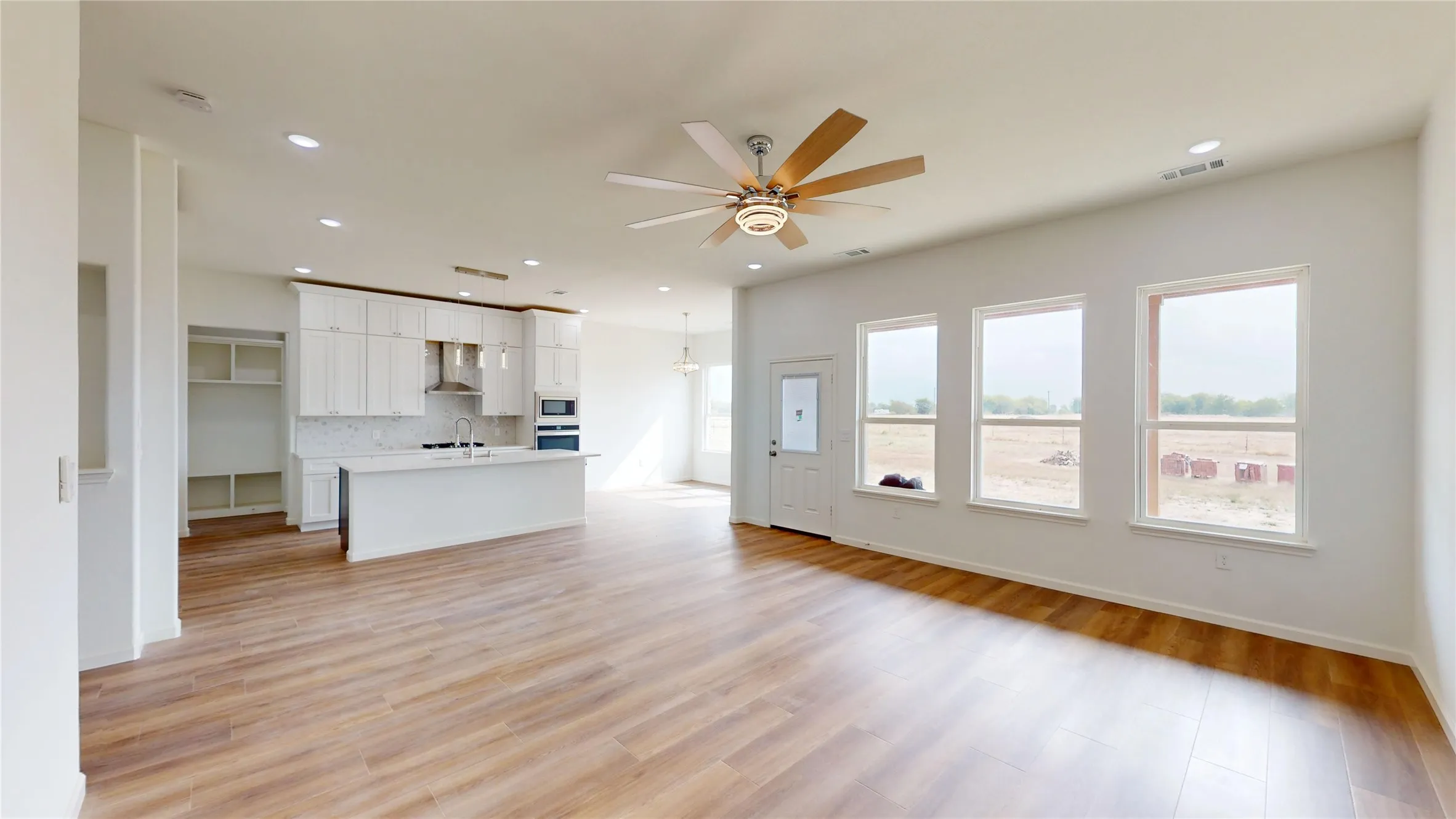 Single Family Residence For Sale in Rains County , 205 Private Road 5440, Point, Texas 75472, 5 Bedroom, 3 Bathroom, 2 Garage spaces, 2,508 Sqft, built in 2025, mls#21352395, Real Estate Agent in Point, Homes For Sale in Rains county, Homes For Sale in Point, Realtor in Point Texas, Real Estate Brokerage Independent Realty Texas, Luminita Cordes Realtor