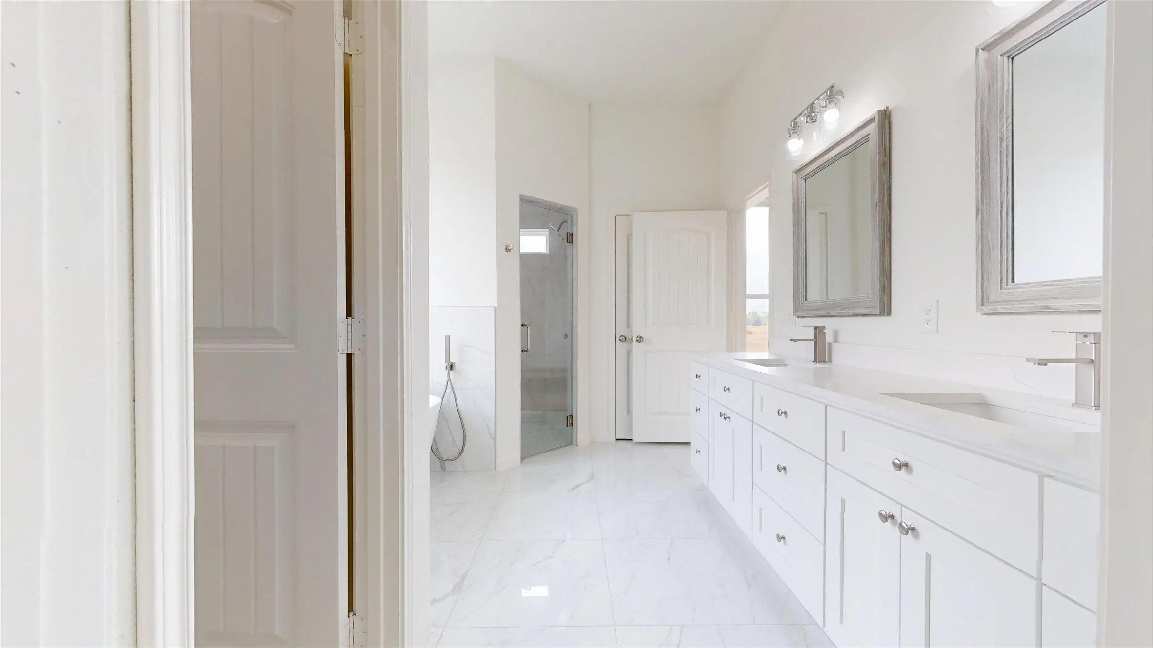 Single Family Residence For Sale in Rains County , 205 Private Road 5440, Point, Texas 75472, 5 Bedroom, 3 Bathroom, 2 Garage spaces, 2,508 Sqft, built in 2025, mls#21352395, Real Estate Agent in Point, Homes For Sale in Rains county, Homes For Sale in Point, Realtor in Point Texas, Real Estate Brokerage Independent Realty Texas, Luminita Cordes Realtor