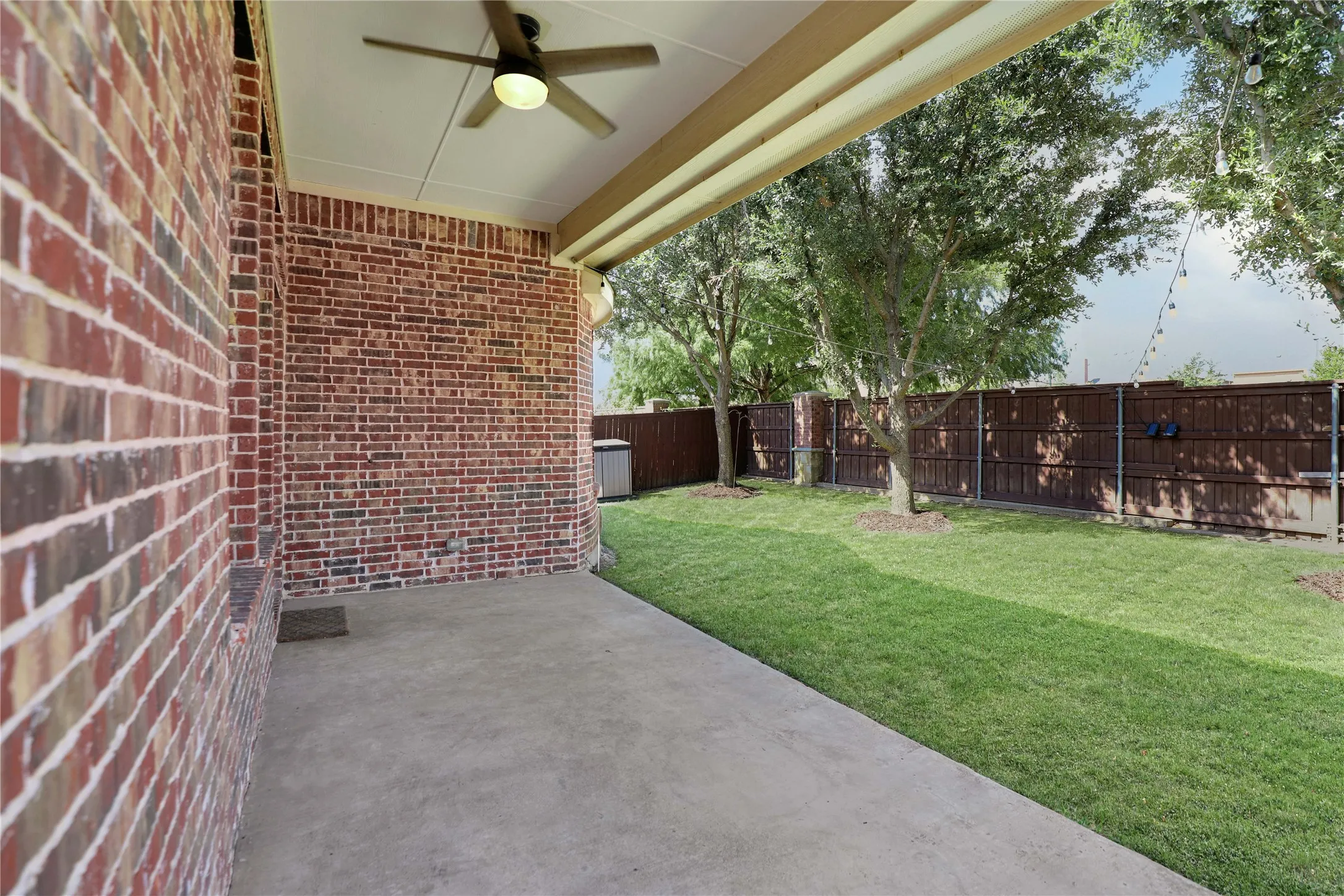 Single Family Residence For Sale in Collin County , 2600 Indigo Drive, Mc Kinney, Texas 75072, 4 Bedroom, 4 Bathroom, 2 Garage spaces, 3,356 Sqft, built in 2013, mls#21351966, Real Estate Agent in Mc Kinney, Homes For Sale in Collin county, Homes For Sale in Mc Kinney, Realtor in Mc Kinney Texas, Real Estate Brokerage Independent Realty Texas, Luminita Cordes Realtor