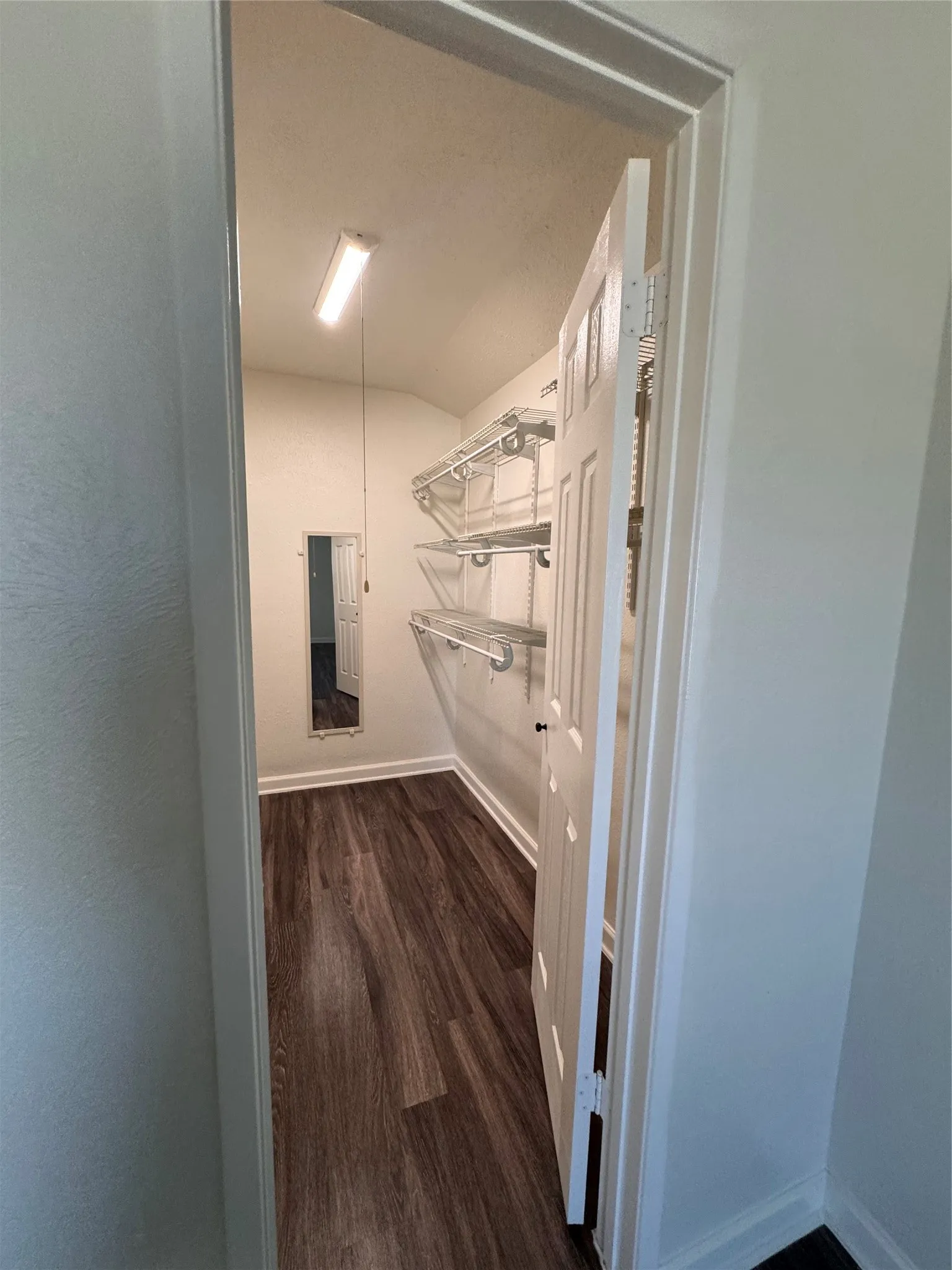 Single Family Residence For Rent in Denton County , 7512 Independence Drive, The Colony, Texas 75056, 3 Bedroom, 1 Bathroom, 1 Garage spaces, 1,086 Sqft, built in 1982, mls#21353912, Real Estate Agent in The Colony, Homes For Rent in Denton county, Homes For Rent in The Colony, Realtor in The Colony Texas, Real Estate Brokerage Independent Realty Texas, Luminita Cordes Realtor